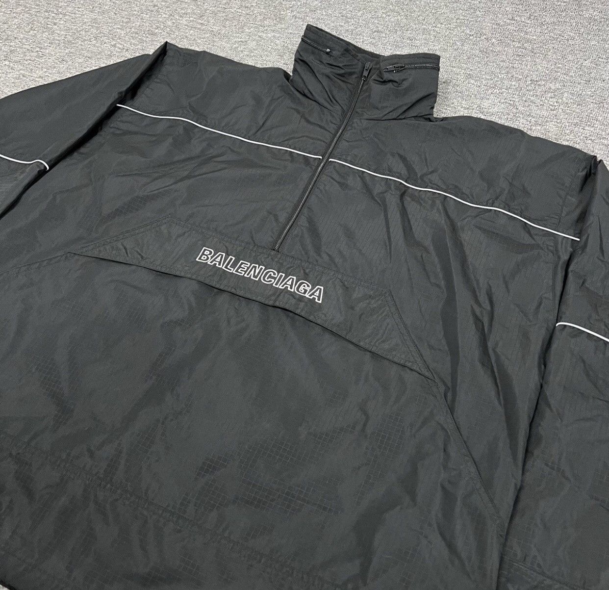Balenciaga Balenciaga front and back embroidered logo half-zip jacket Size US S / EU 44-46 / 1 - 3 Thumbnail