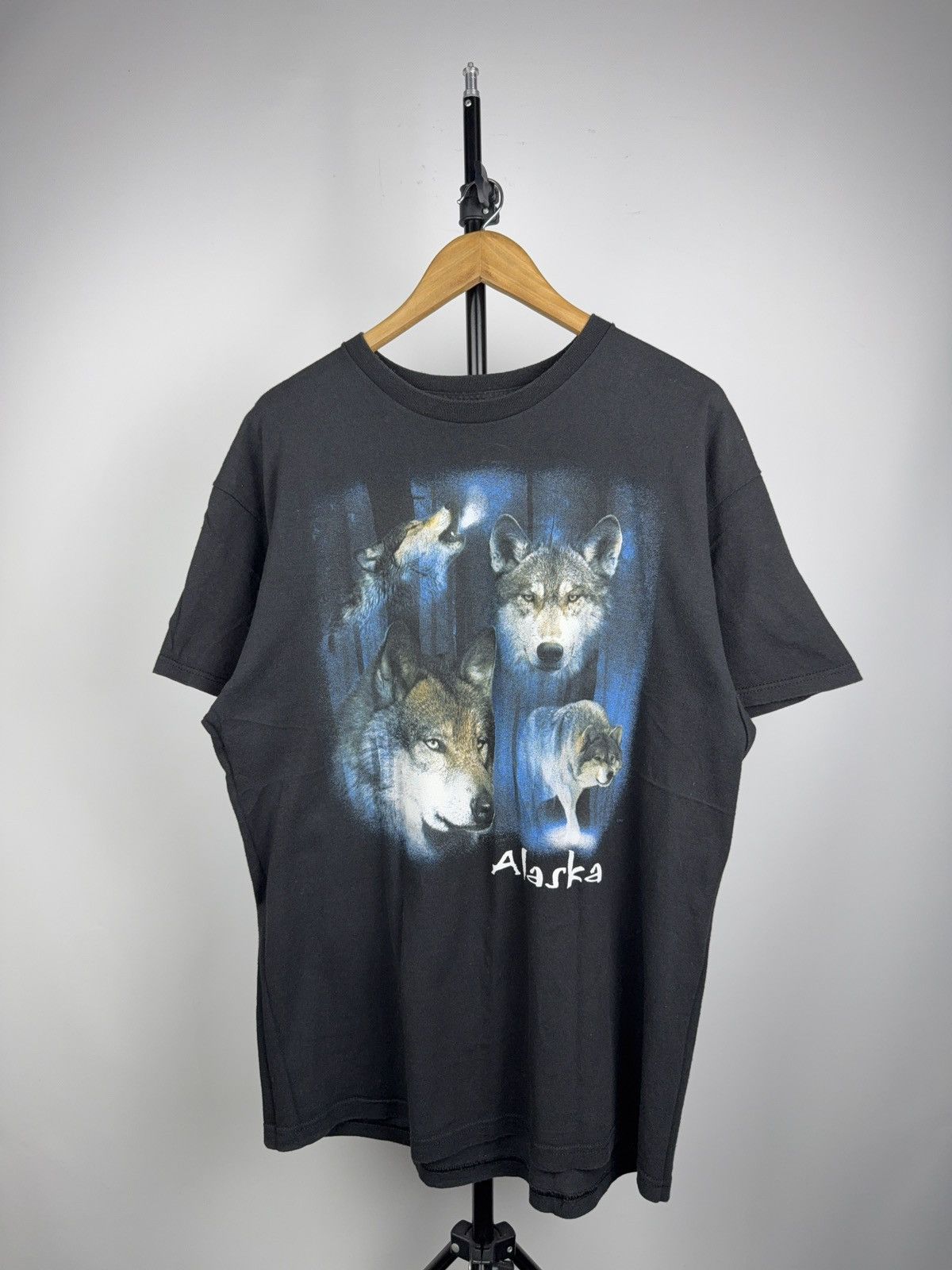 Vintage 00s Y2K Wolf Graphic Tee Alaska USA Nature Print Black Size US XL / EU 56 / 4 - 1 Thumbnail