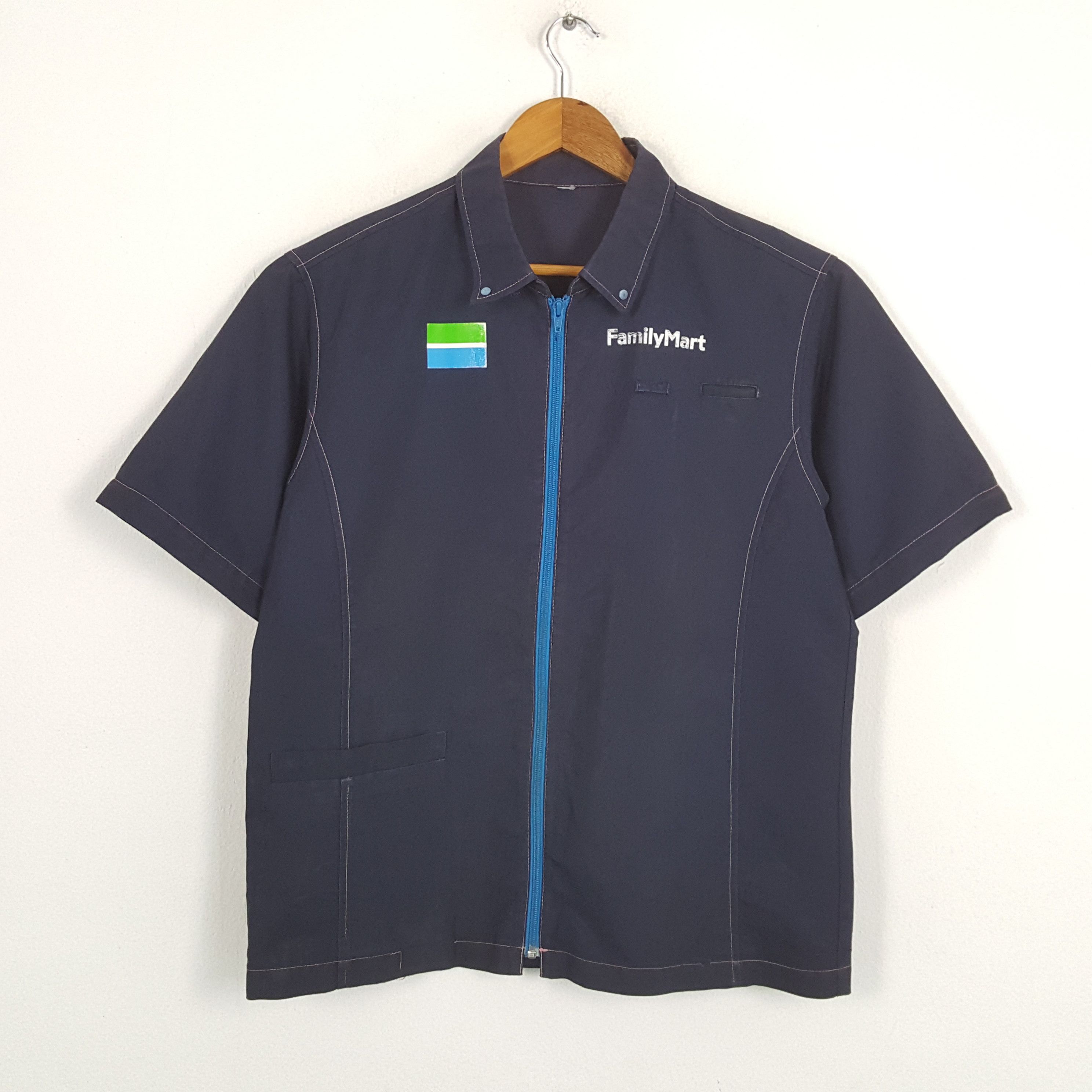 Japanese Brand × Vintage Vintage FAMILY MART Japanese Brand Uniform Shirt Jacket Size US M / EU 48-50 / 2 - 1 Thumbnail