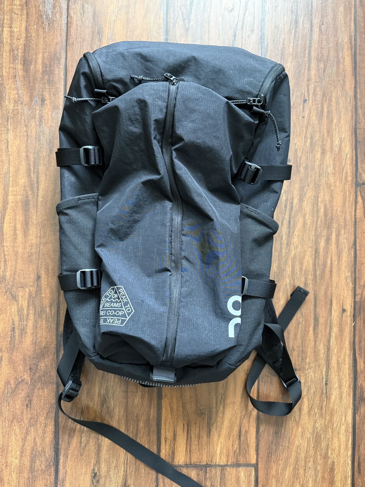 On BEAMS REI Co-op Speed Pack 18L Backpack Rucksack Black