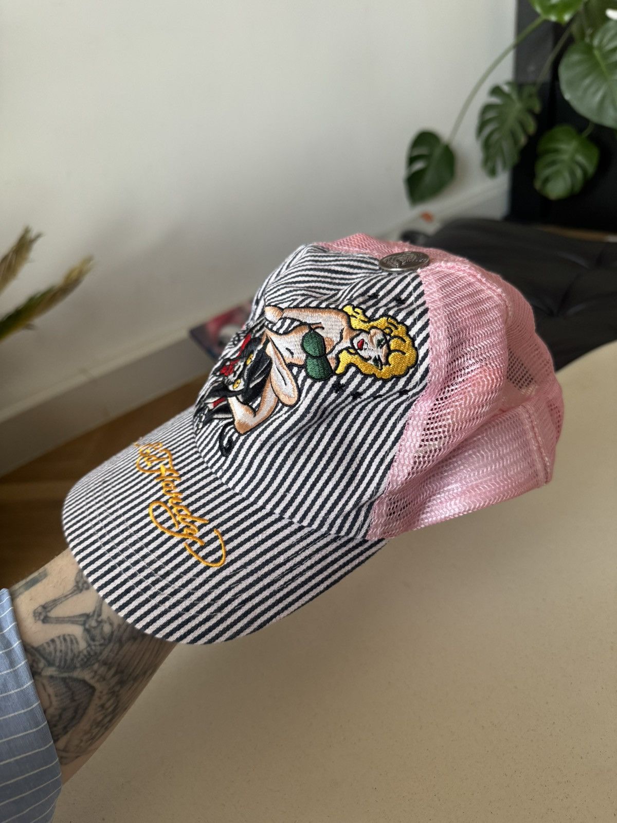 Ed Hardy Ed Hardy By Christian Audigier Y2k Vintage Drip Pink Hat Cap Size ONE SIZE - 3 Thumbnail