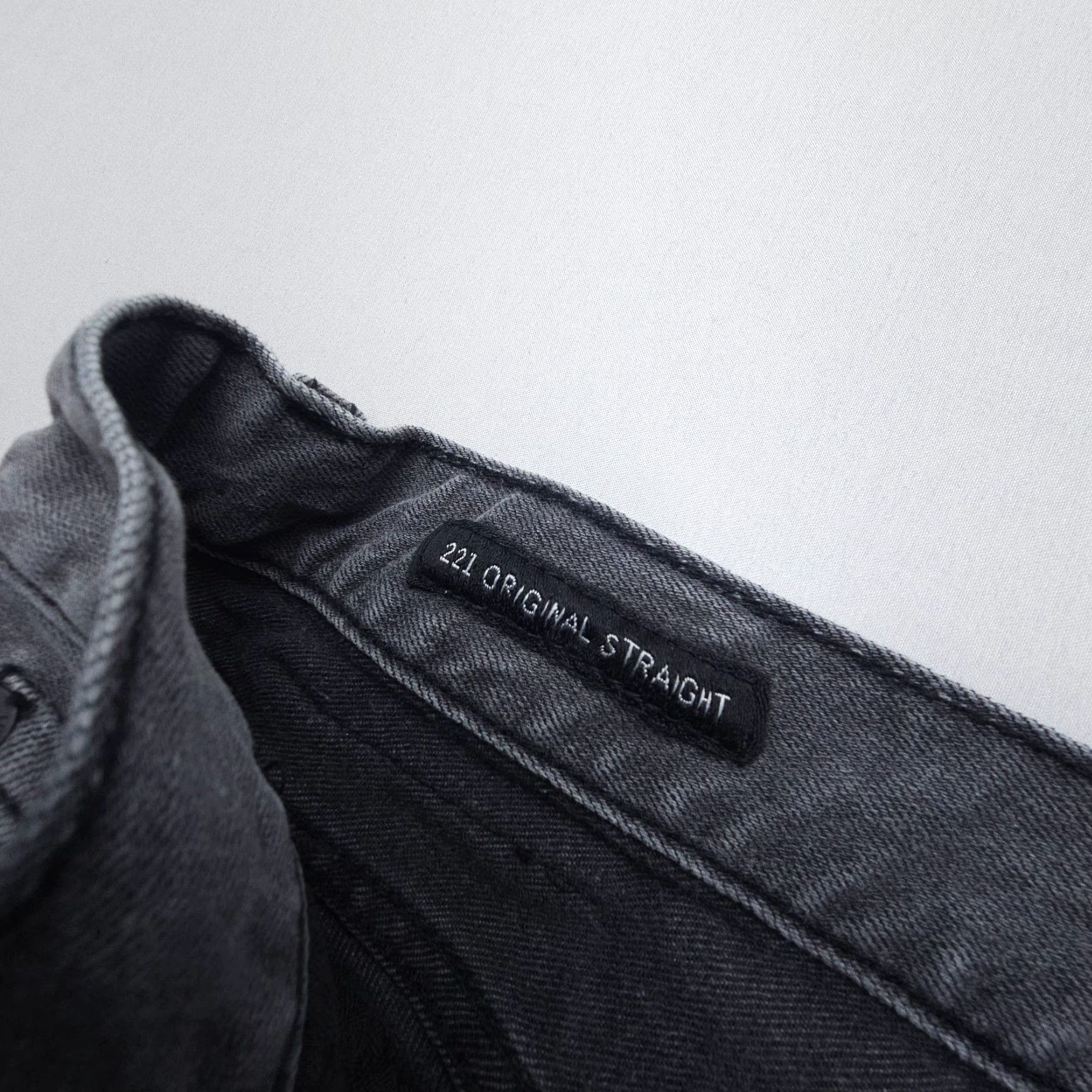 Lucky Brand Lucky Brand Jeans 221 Original Straight Mens 36 x 30 Inseam 28 Gray Denim 5-Pocket Stretch Regular Vintage: No Size US 36 / EU 52 - 3 Thumbnail