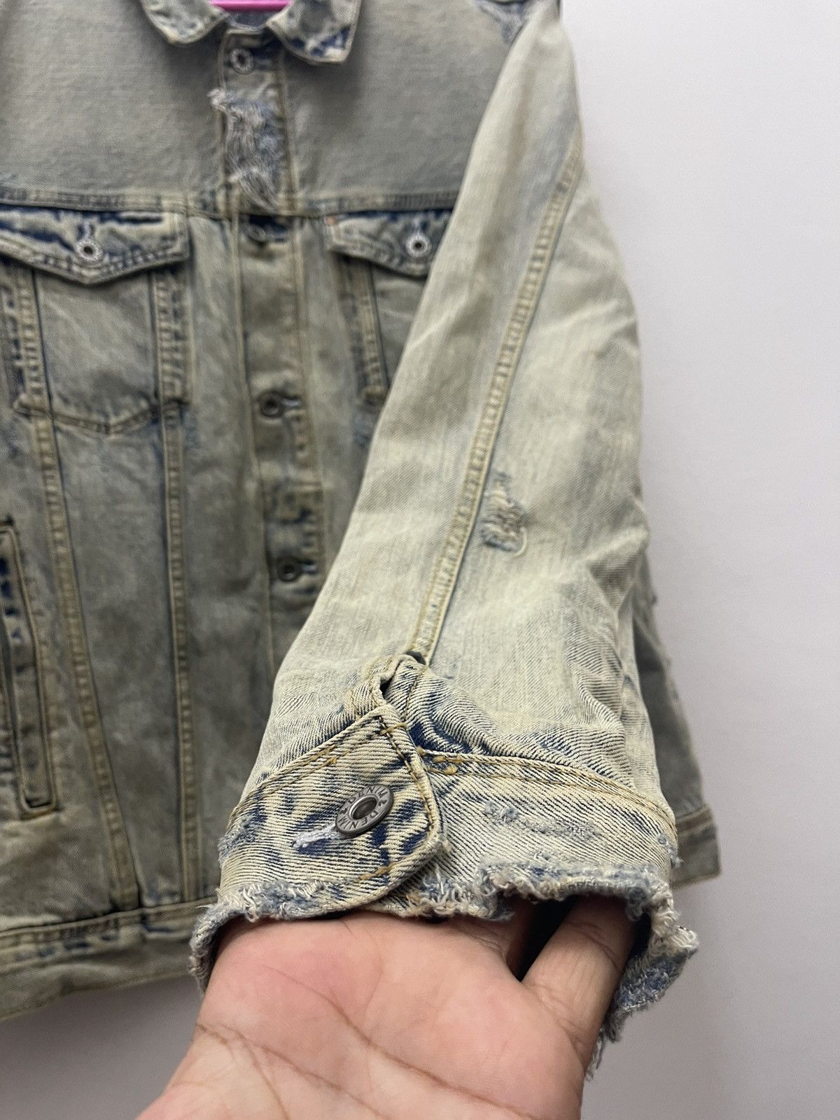 Coachella Rare COACHELLA X H&M Distressed Denim Jacket Size US L / EU 52-54 / 3 - 4 Thumbnail