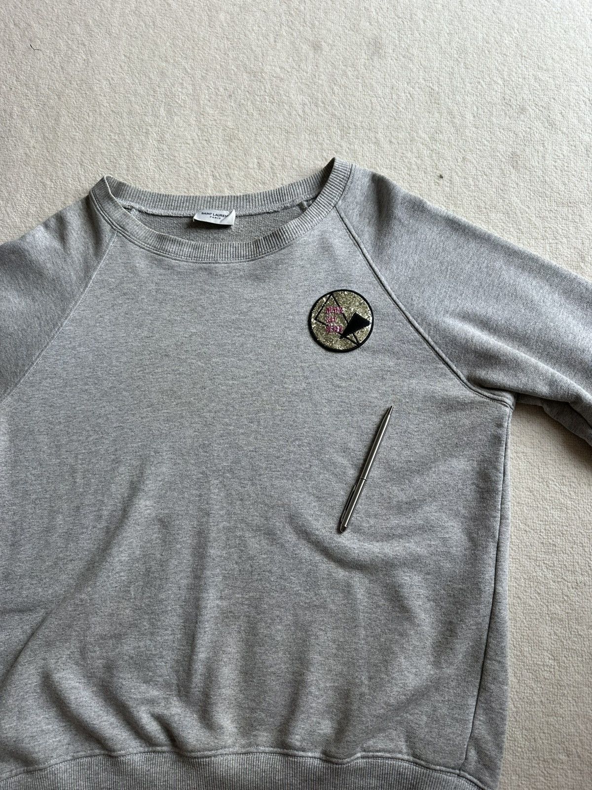 Saint Laurent Paris Saint Laurent glitter patch grey sweater sweatshirt crew XL Size US XL / EU 56 / 4 - 23 Thumbnail