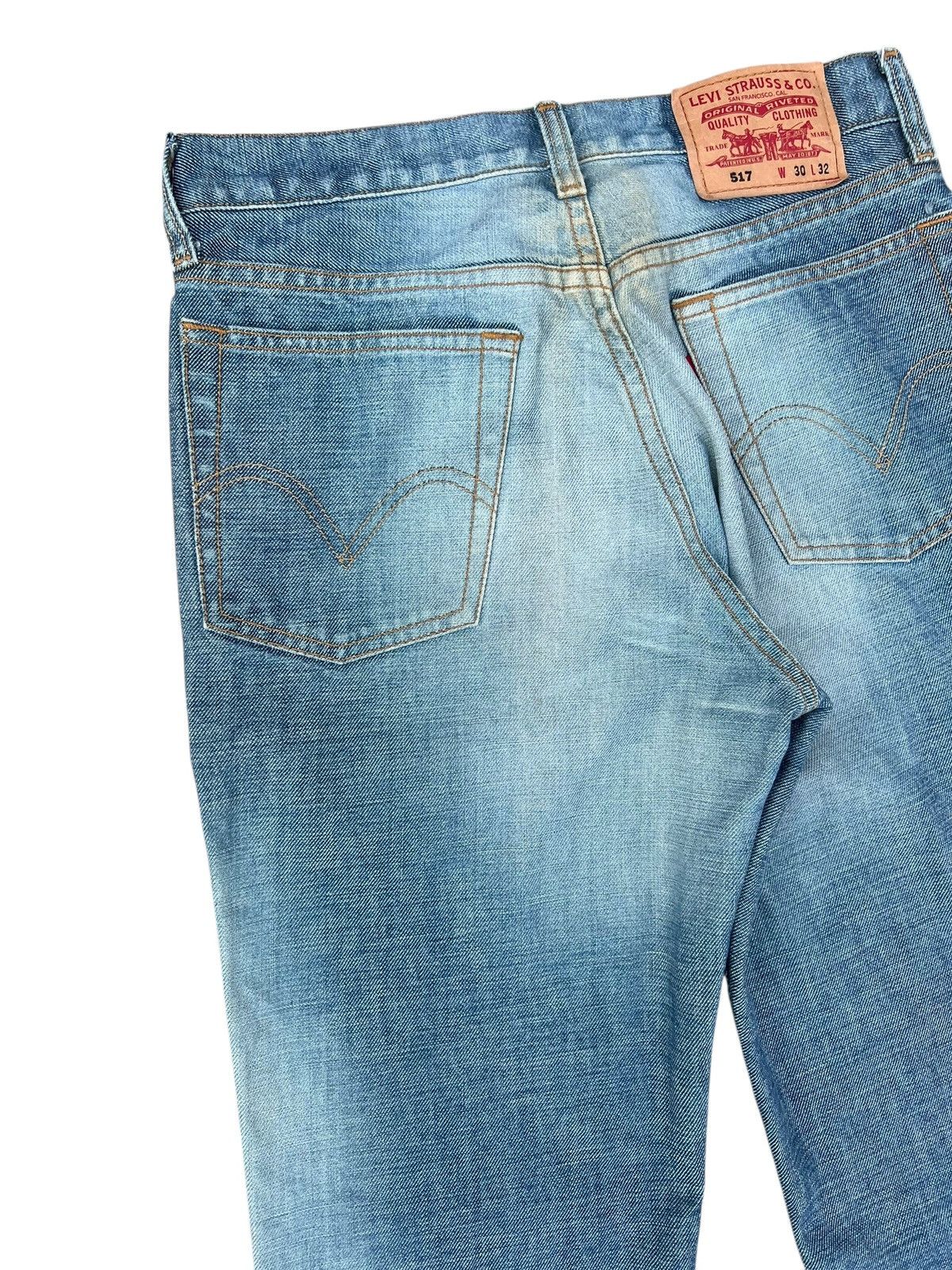 Levi's RARE! 2004 Levi’s 517 Denim Bootcut Jeans Size US 30 / EU 46 - 16 Thumbnail