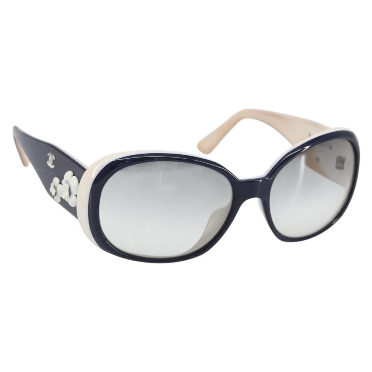 Chanel Chanel CC 3010 Sunglasses Size ONE SIZE - 1 Thumbnail