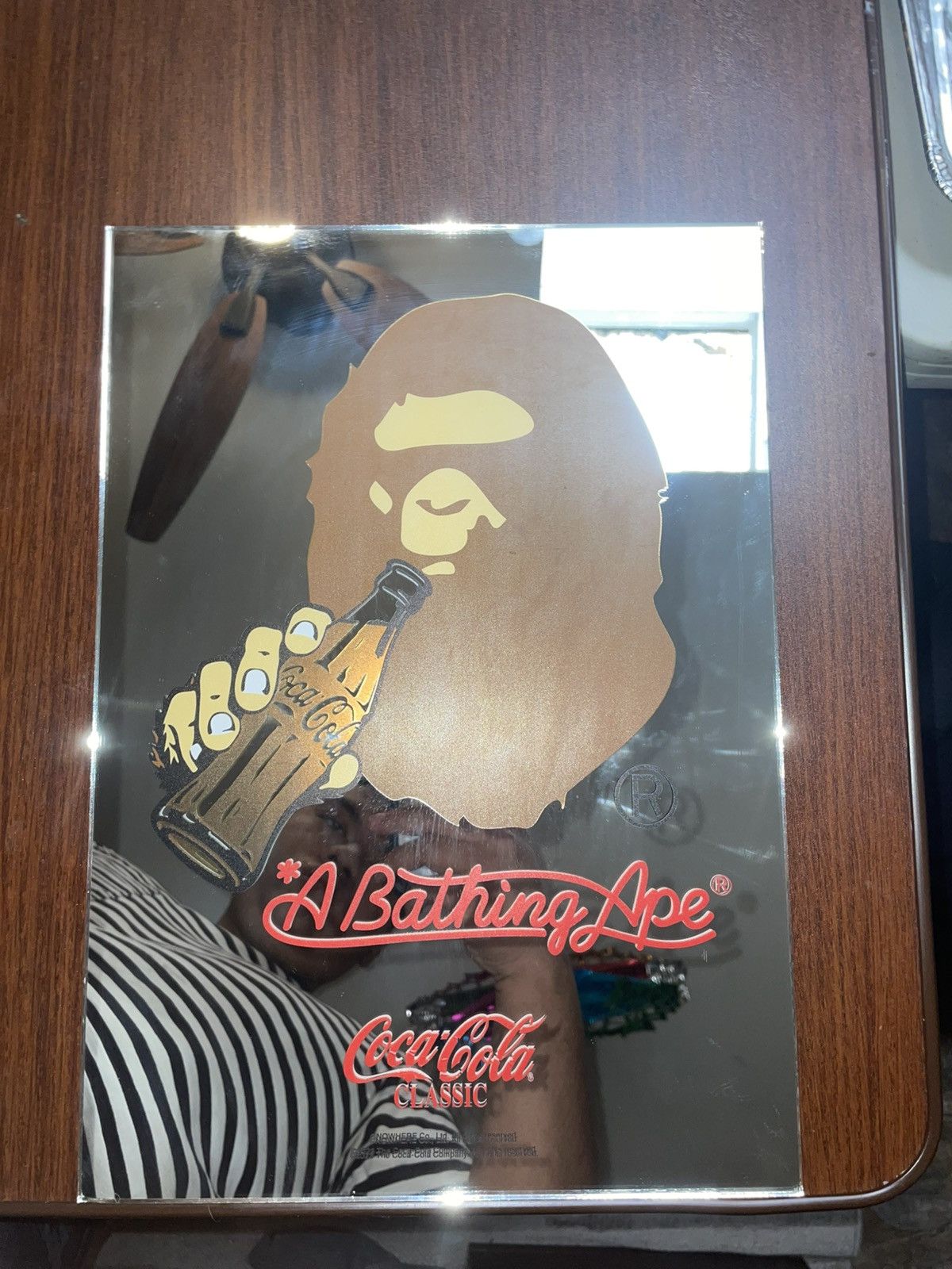 Bape × Coca Cola Bape X Coca Cola Mirror FW23 Size ONE SIZE - 1 Thumbnail