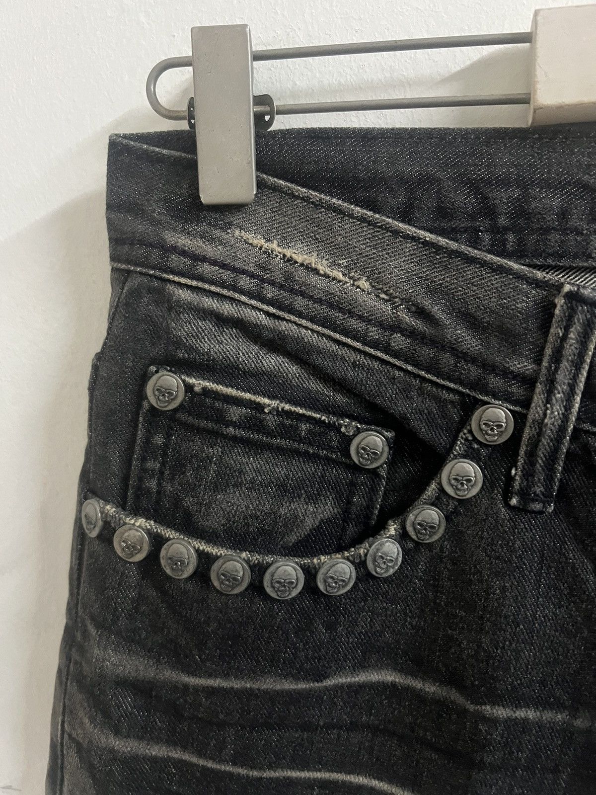 Japanese Brand FLARE UNKNOWN SKULL DENIM PANT Size US 30 / EU 46 - 11 Thumbnail