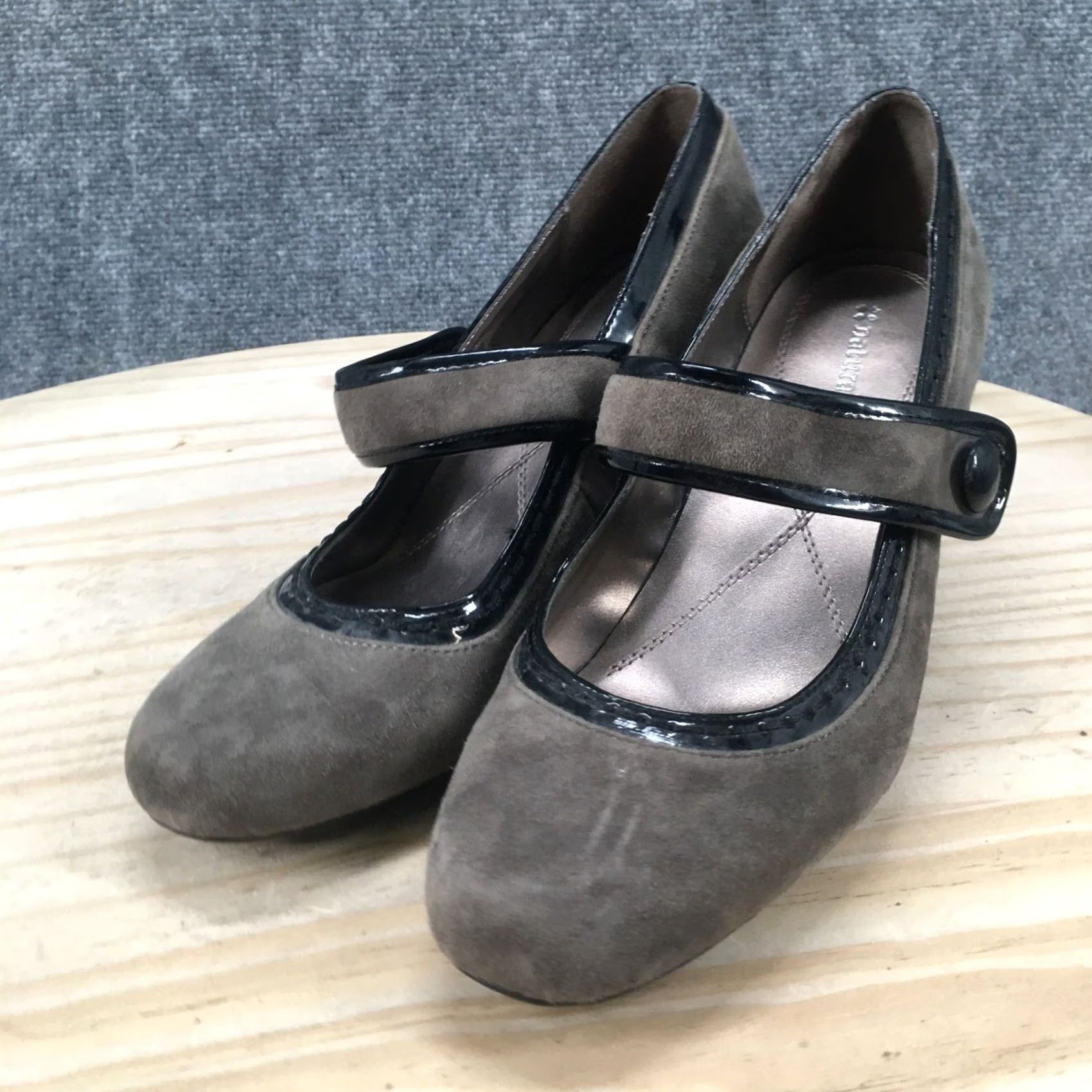 Naturalizer Naturalizer Heels Womens 8.5 Julius Dress Mary Jane Pumps Gray Suede Leather Size M / US 6-8 / IT 42-44 - 4 Thumbnail