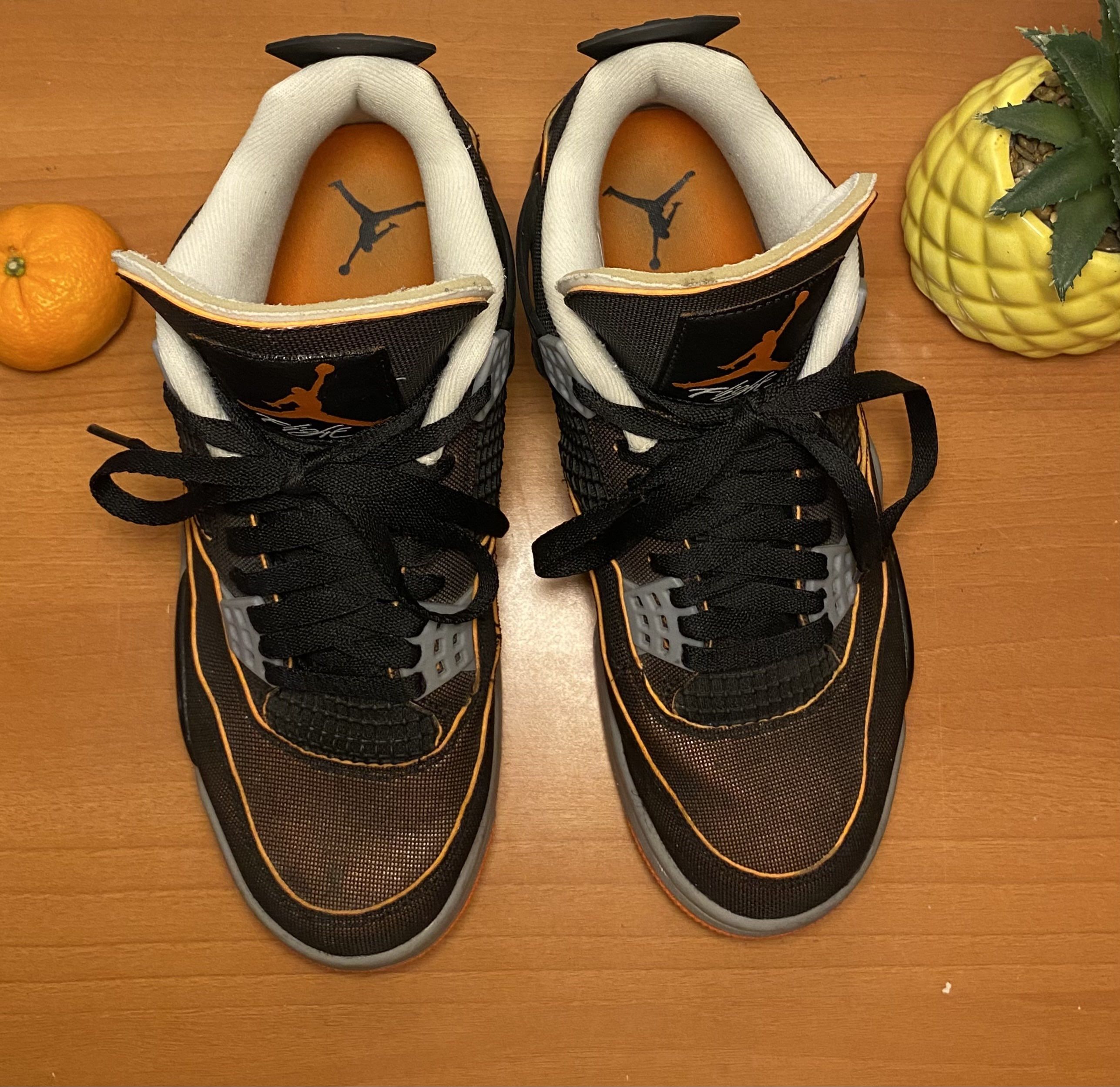 Jordan Brand Air Jordan 4 Retro Starfish Size US 8.5 / IT 38.5 - 9 Thumbnail