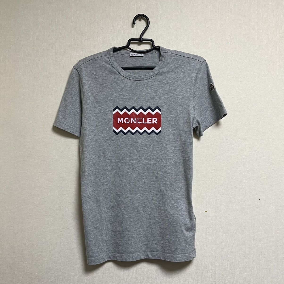 Moncler Moncler T-shirt Size US S / EU 44-46 / 1 - 1 Thumbnail