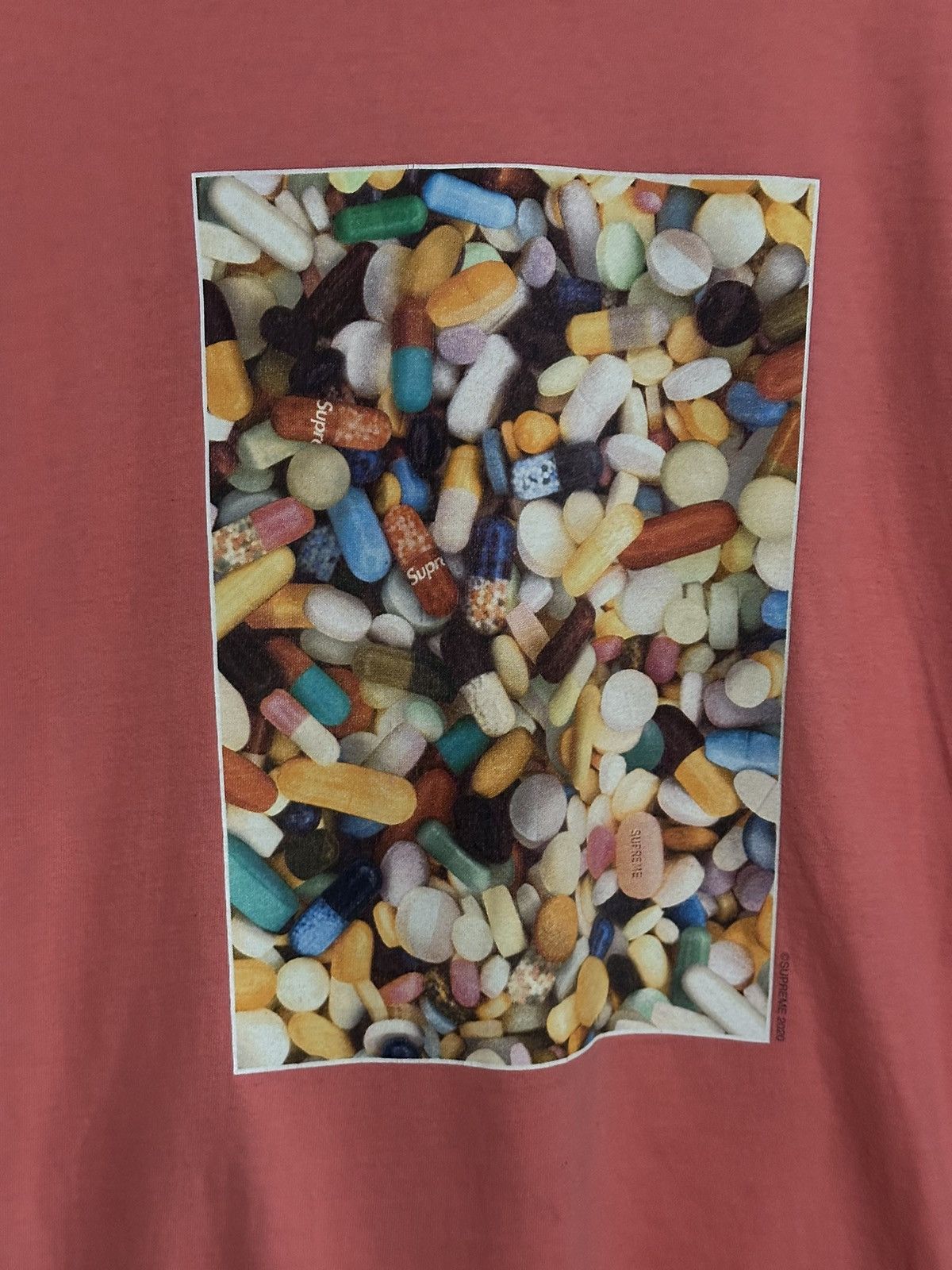 Supreme Supreme Pills Tee Size US L / EU 52-54 / 3 - 2 Thumbnail