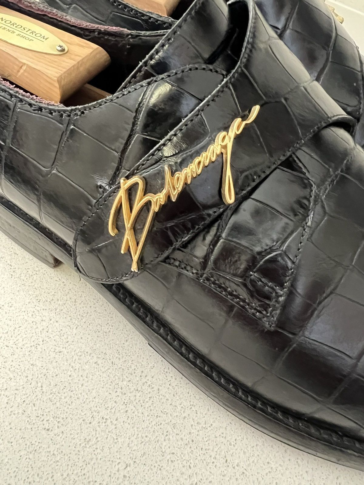 Balenciaga RARE Balenciaga Croc Dress Shoes with Gold Spell Out Logo Size US 10 / EU 43 - 5 Thumbnail