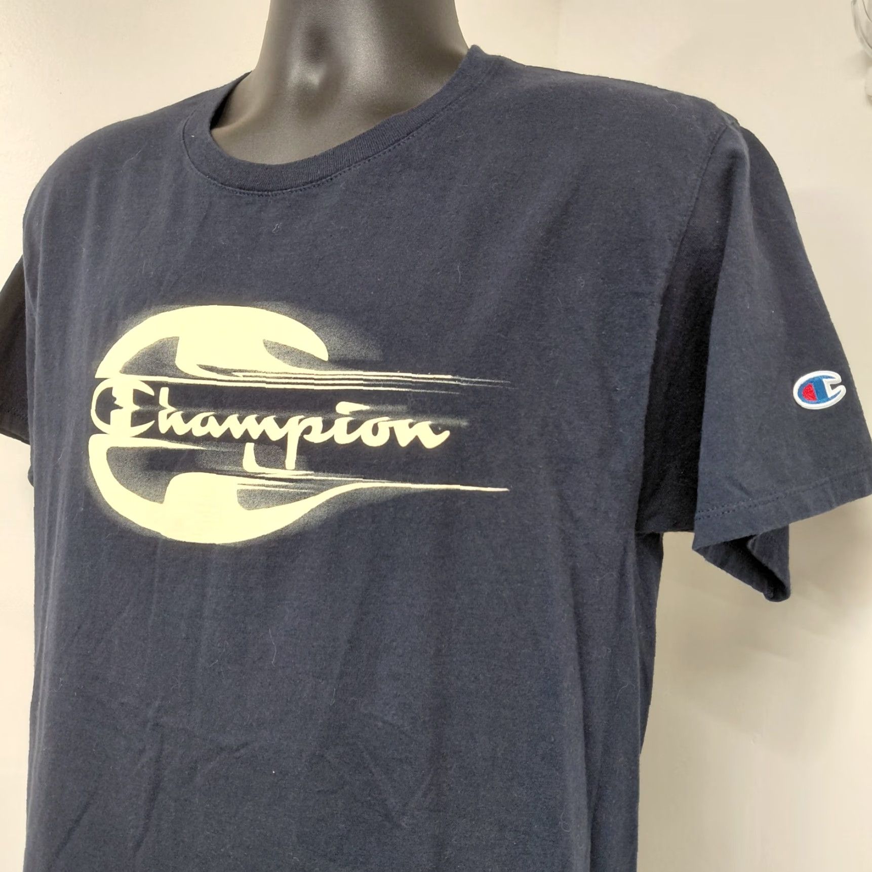 Champion Champion T shirt Men's Medium Blue Short Sleeve 100% Cotton Logo Graphic Classic 90s Sports Cars Captain America Free! Size US M / EU 48-50 / 2 - 5 Thumbnail