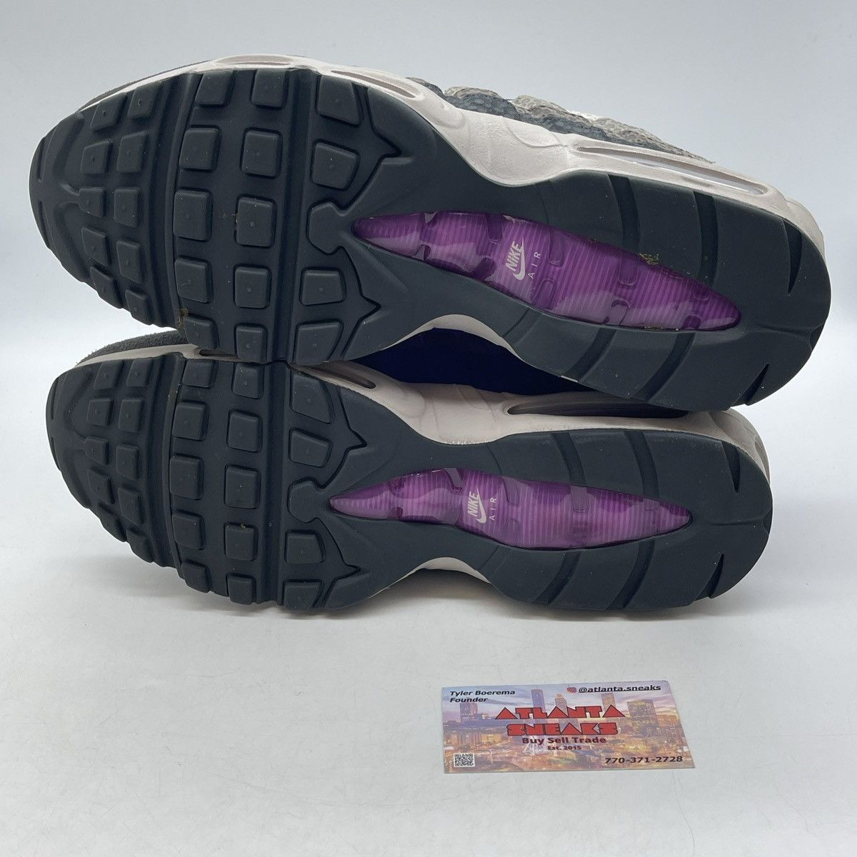 Nike Wmns air max 95 viotech Size US 11 / EU 44 - 7 Thumbnail