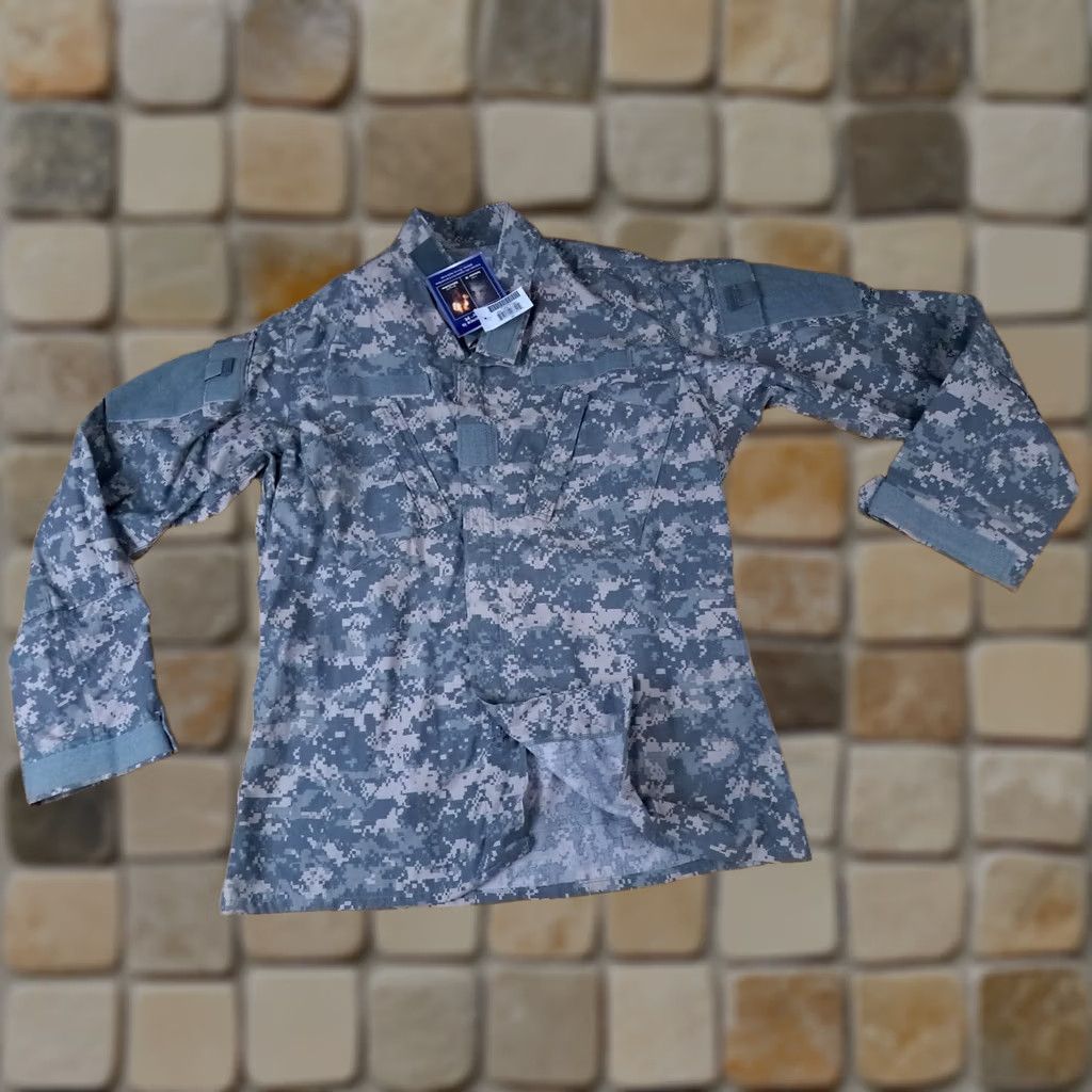 Fender VINTAGE Defender Field Jacket Camouflage Full zip & Self fasteners LG XLong NWT Size US L / EU 52-54 / 3 - 1 Thumbnail