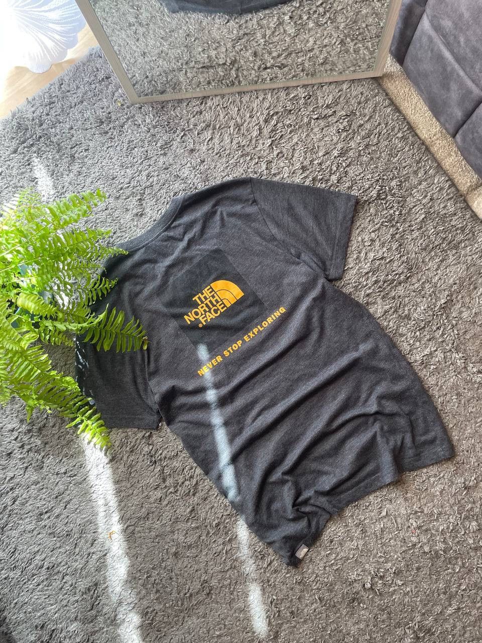 The North Face The North Face T-Shirt Streetwear Outdoor Gorpcore Big Logo Size US S / EU 44-46 / 1 - 3 Thumbnail