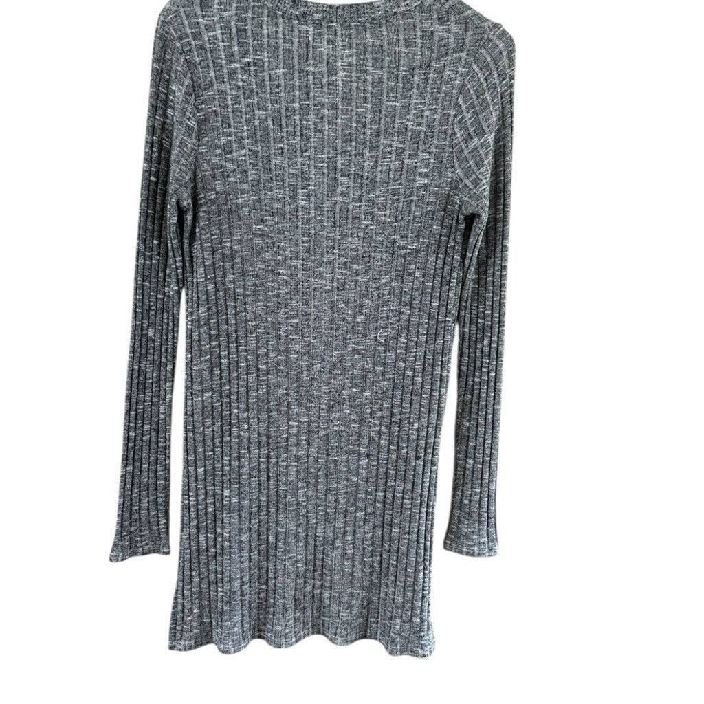 Anthropologie Anthropologie Charcoal Ribbed V-Neck Tunic Size XS / US 0-2 / IT 36-38 - 2 Thumbnail