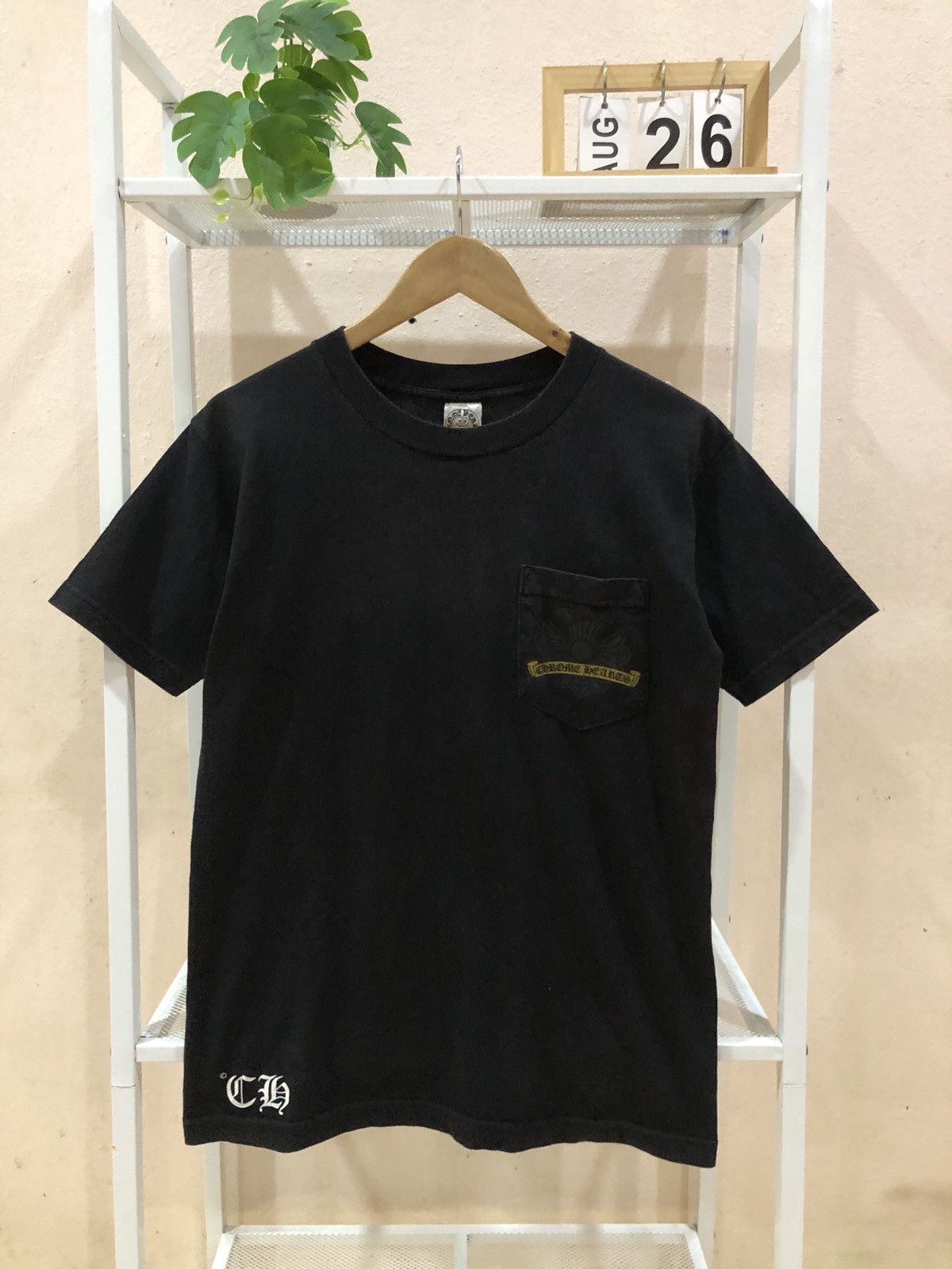 Chrome Hearts Vintage Chrome Hearts Gold Metallic Horseshoe Tee Size US S / EU 44-46 / 1 - 2 Thumbnail