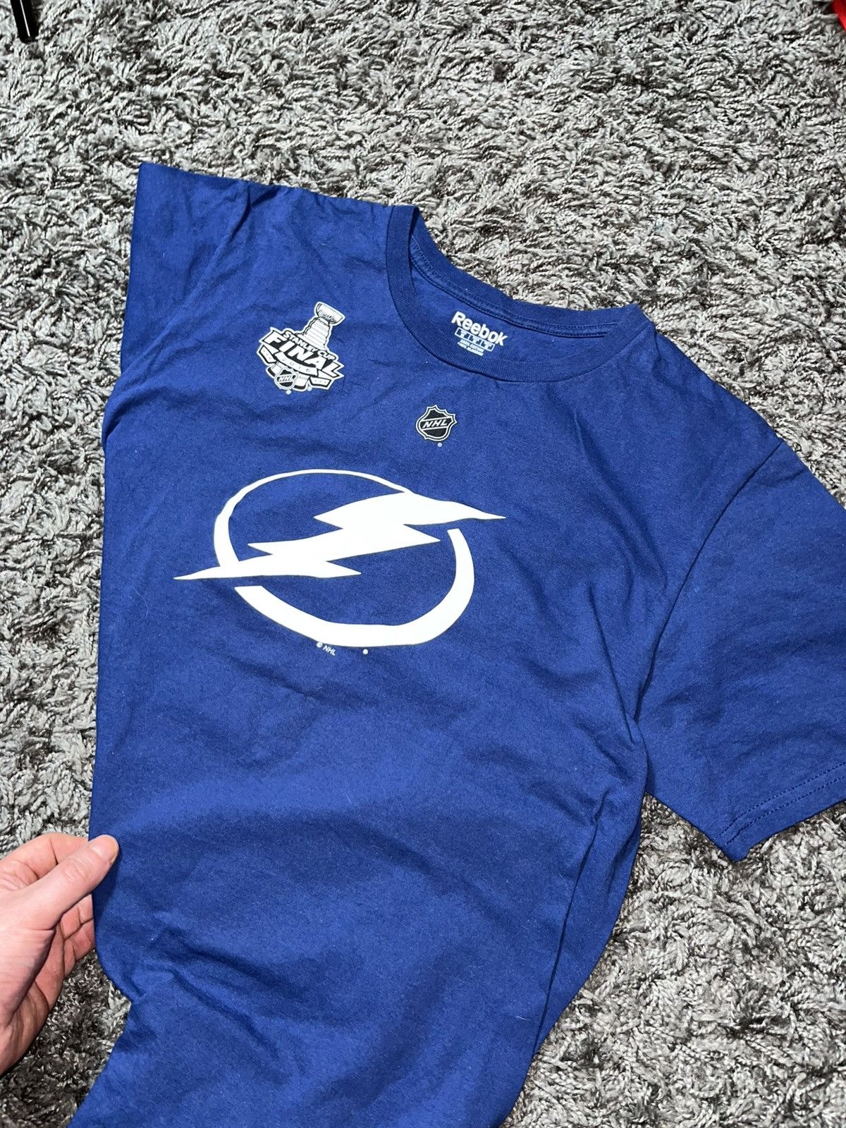 Reebok TAMPA BAY NHL TYLER JOHNSON #9 COTTON SOCCER SHIRT Size US M / EU 48-50 / 2 - 3 Thumbnail