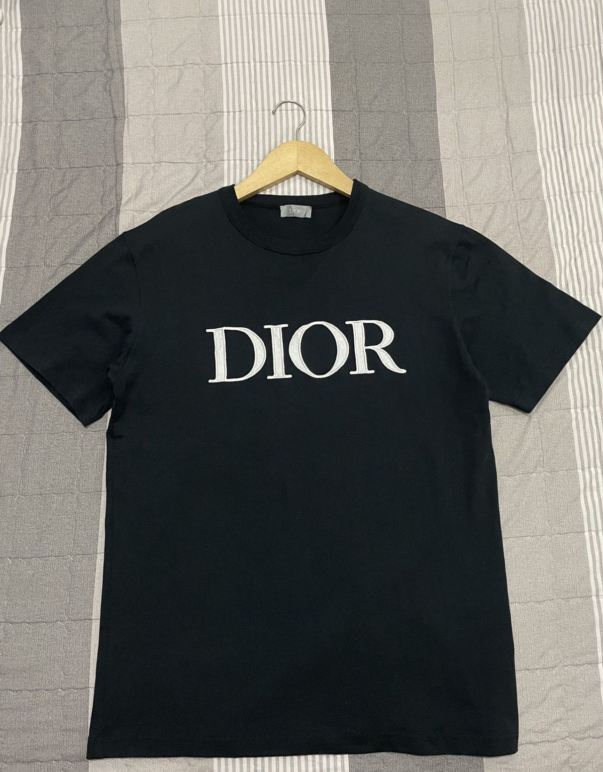 Japanese Brand DIOR SS21 tee 183J685A0677 Size US M / EU 48-50 / 2 - 1 Thumbnail
