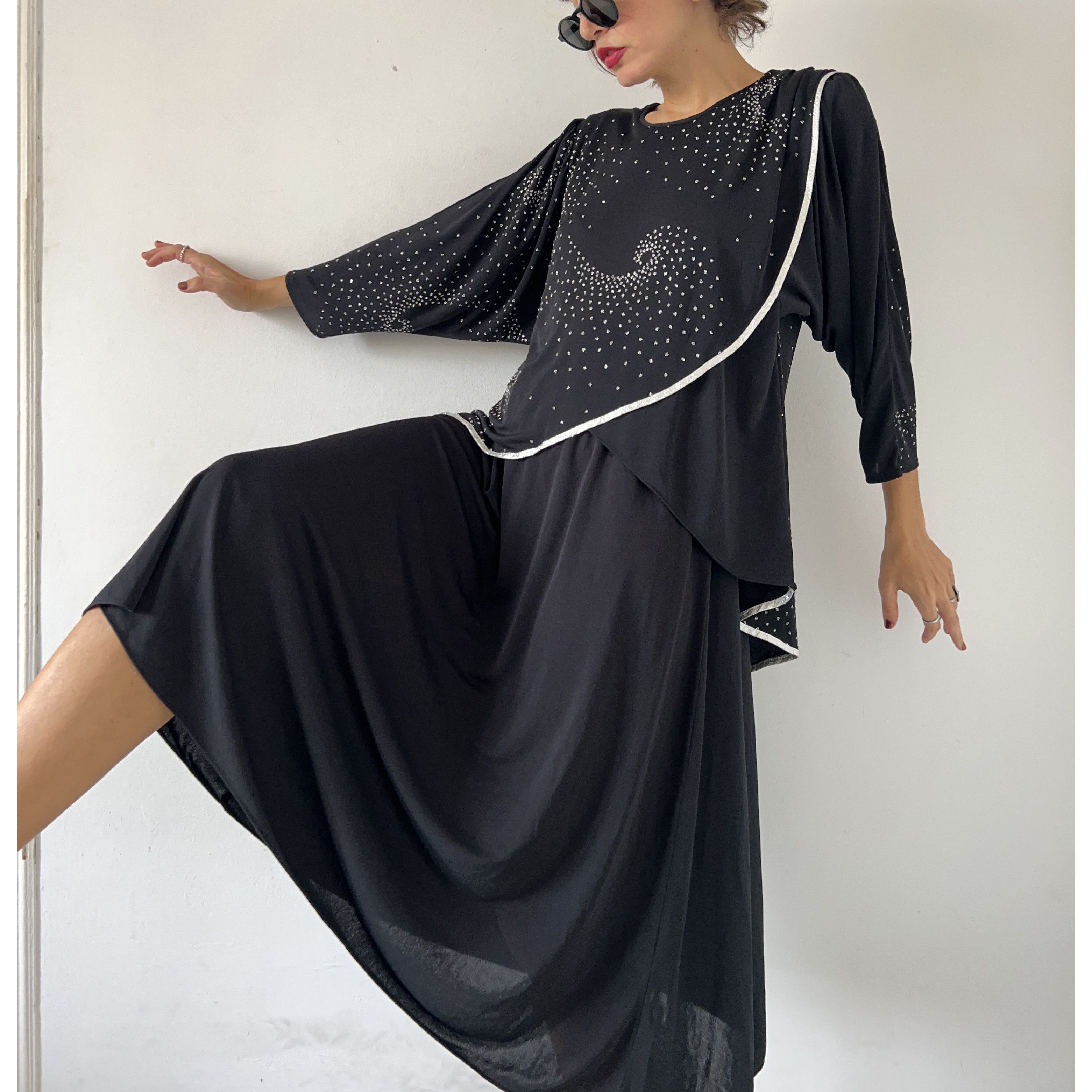 Vintage Vintage 80s Black Rhinestone Asymmetrical Midi Dress Size M / US 6-8 / IT 42-44 - 4 Thumbnail