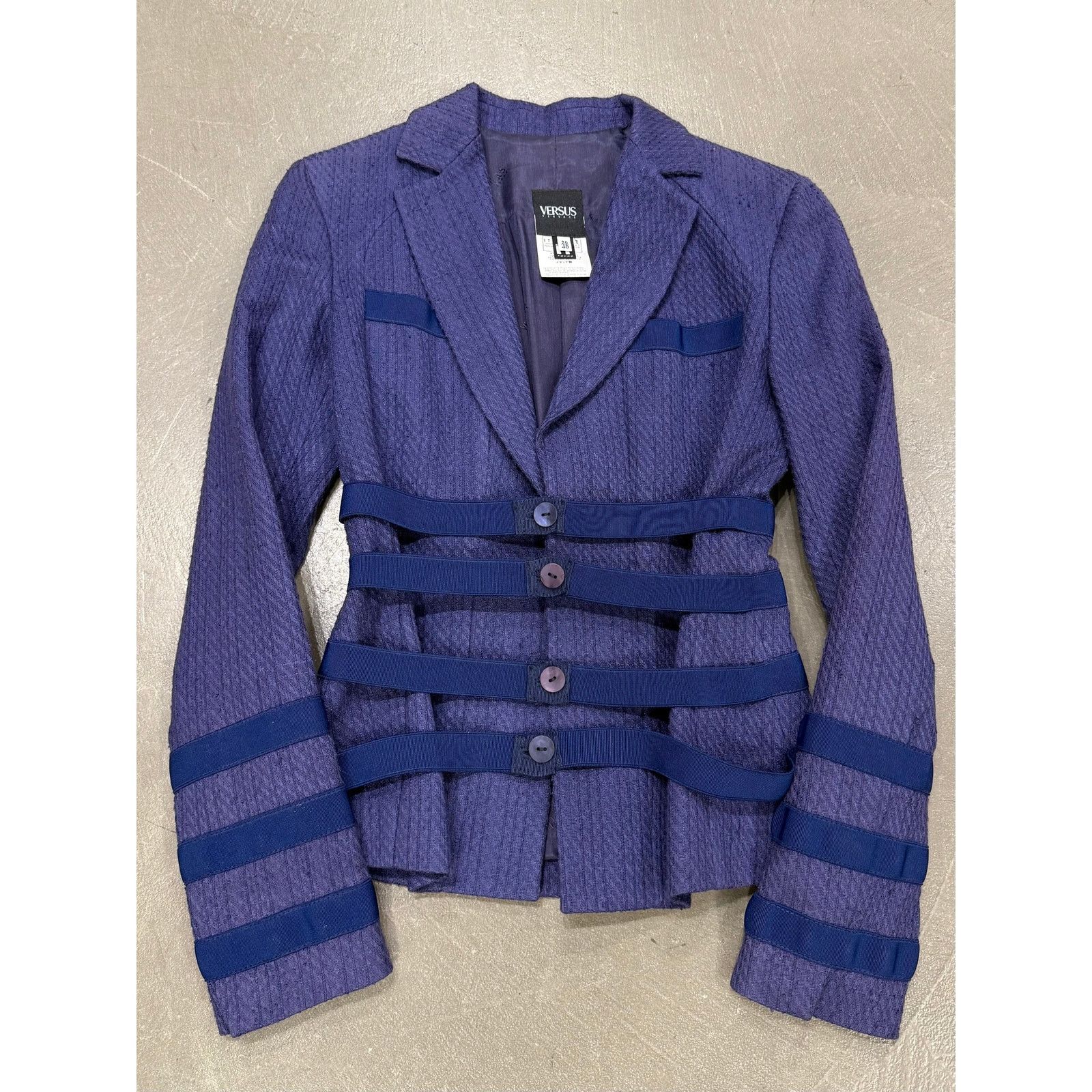 Versace 2000s Versace textured strap-detail bondage fitted blazer Size S / US 4 / IT 40 - 1 Thumbnail