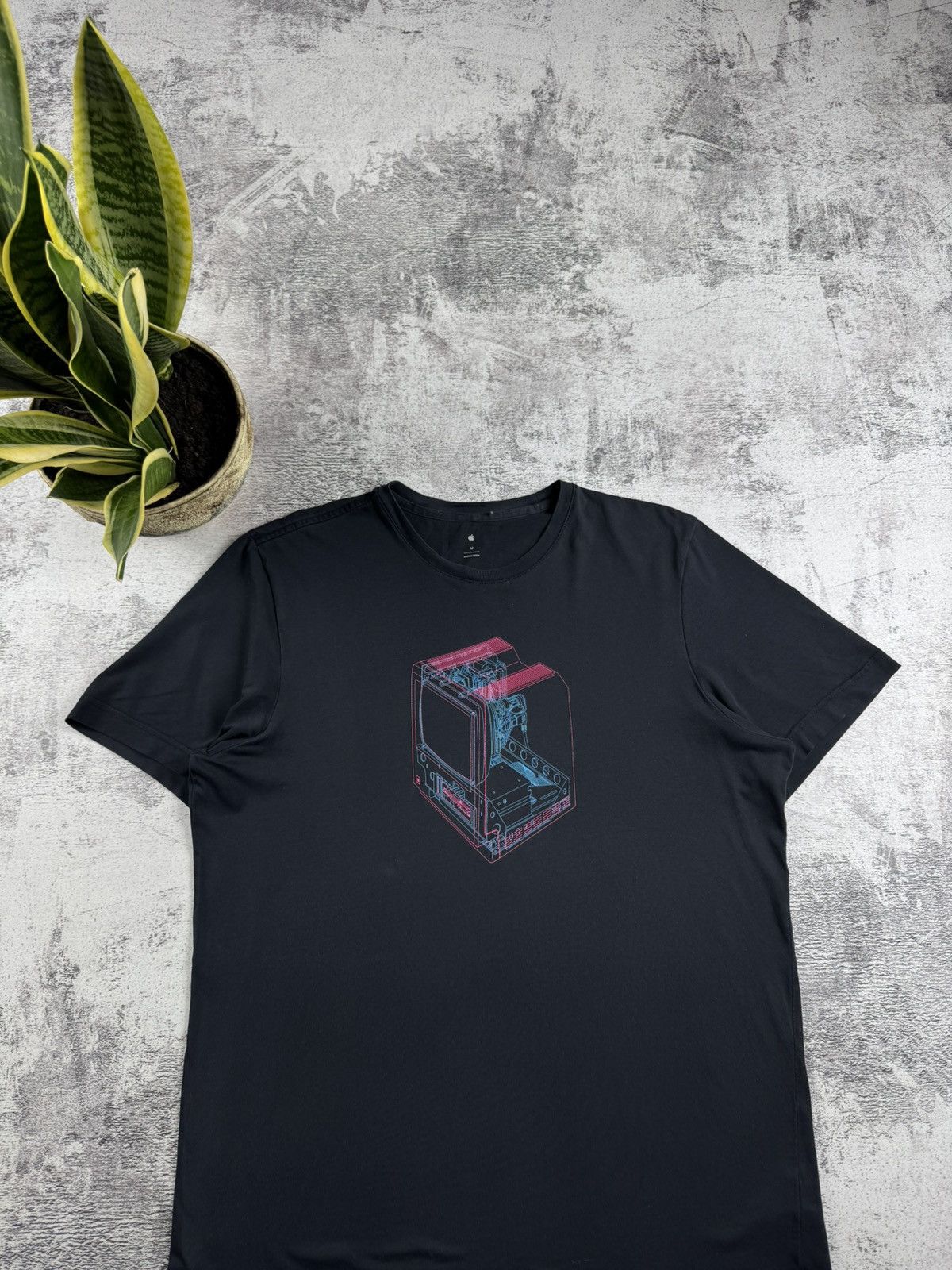Apple Apple Park Exclusive Mac Neon Macintosh Jersey T Shirt Tee Size US M / EU 48-50 / 2 - 4 Thumbnail