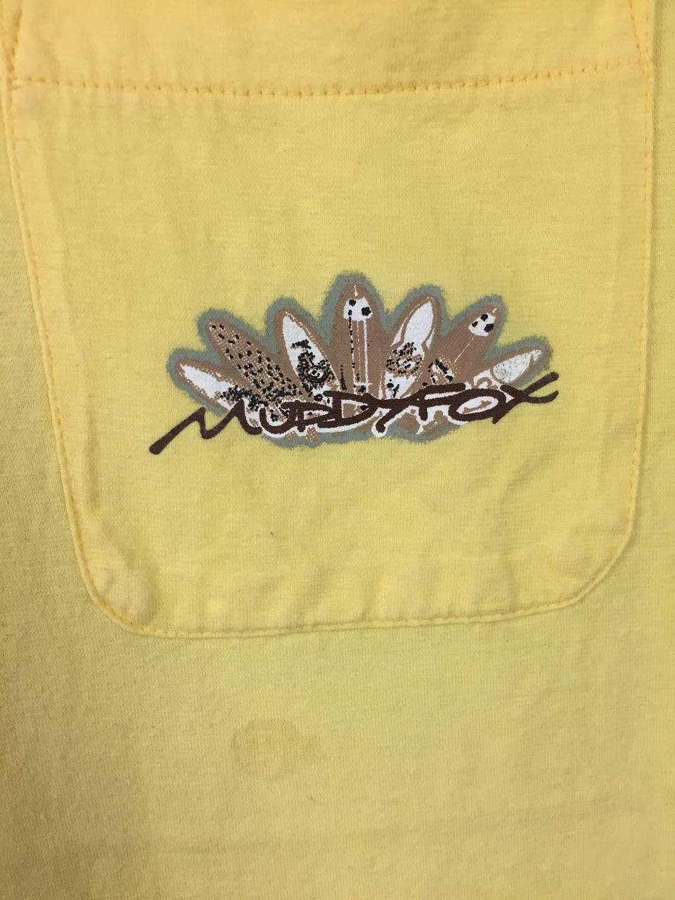 Vintage Vtg Muddy Fox Archive Surfboard Graphic Pocket Tee Size US M / EU 48-50 / 2 - 9 Thumbnail