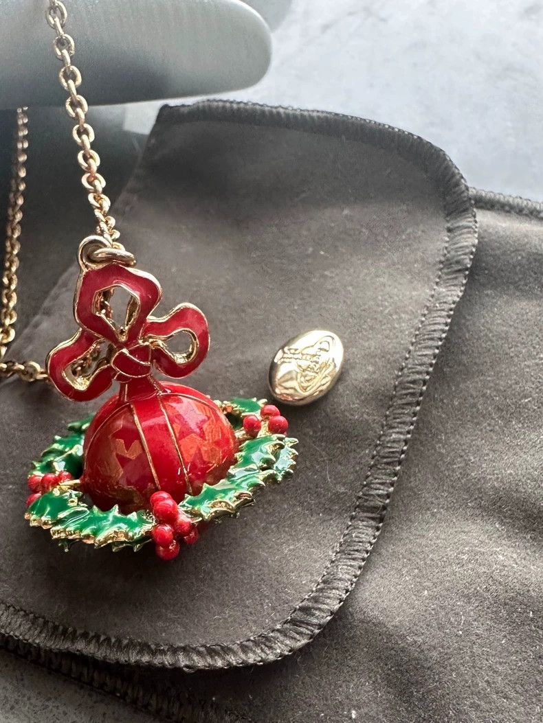 Vivienne Westwood Vivienne Westwood Christmas Limited Edition Orb Large Neck Size ONE SIZE - 1 Thumbnail