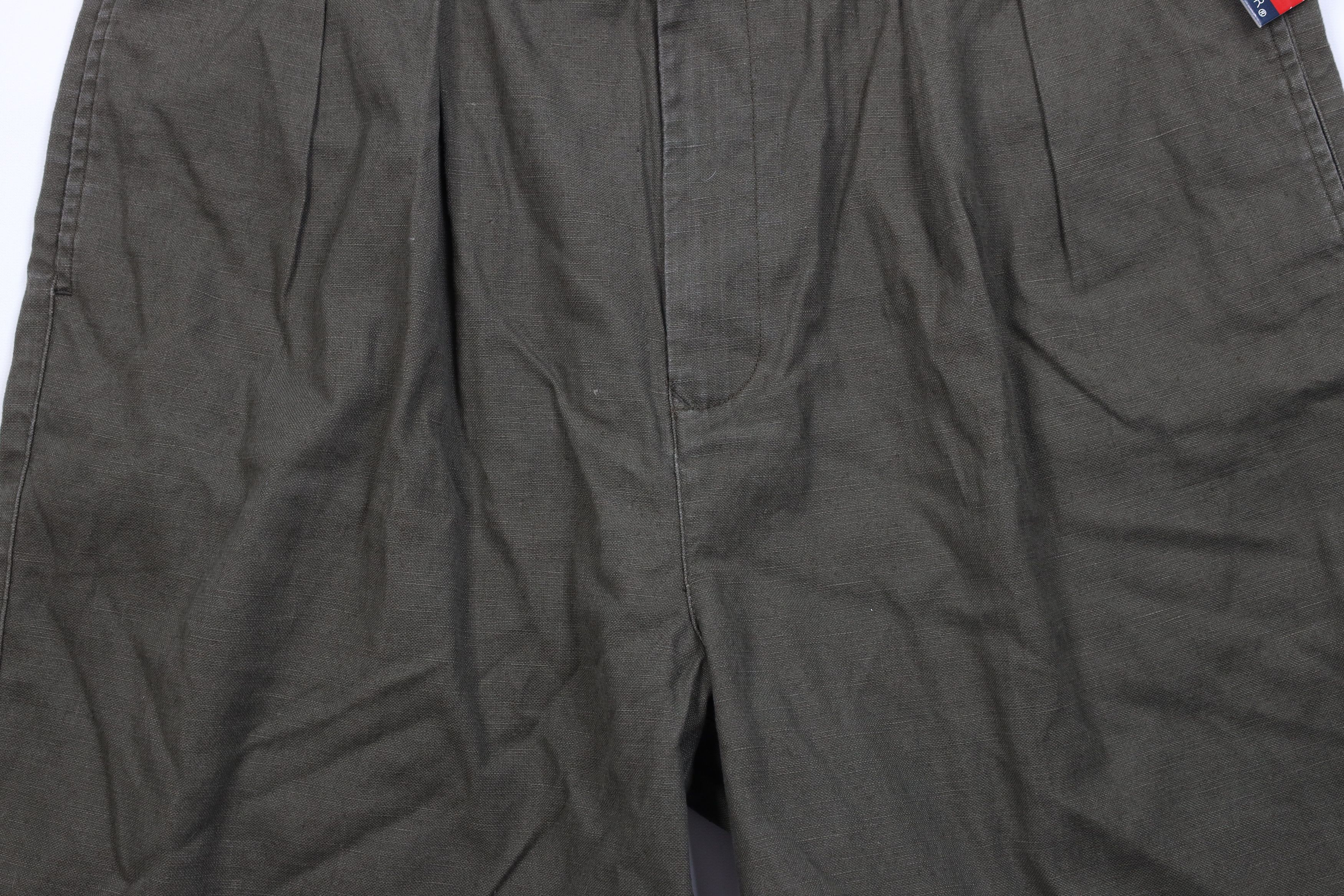 Tommy Hilfiger Deadstock Vintage 90s Tommy Hilfiger Pleated Chino Shorts Size US 38 / EU 54 - 3 Thumbnail