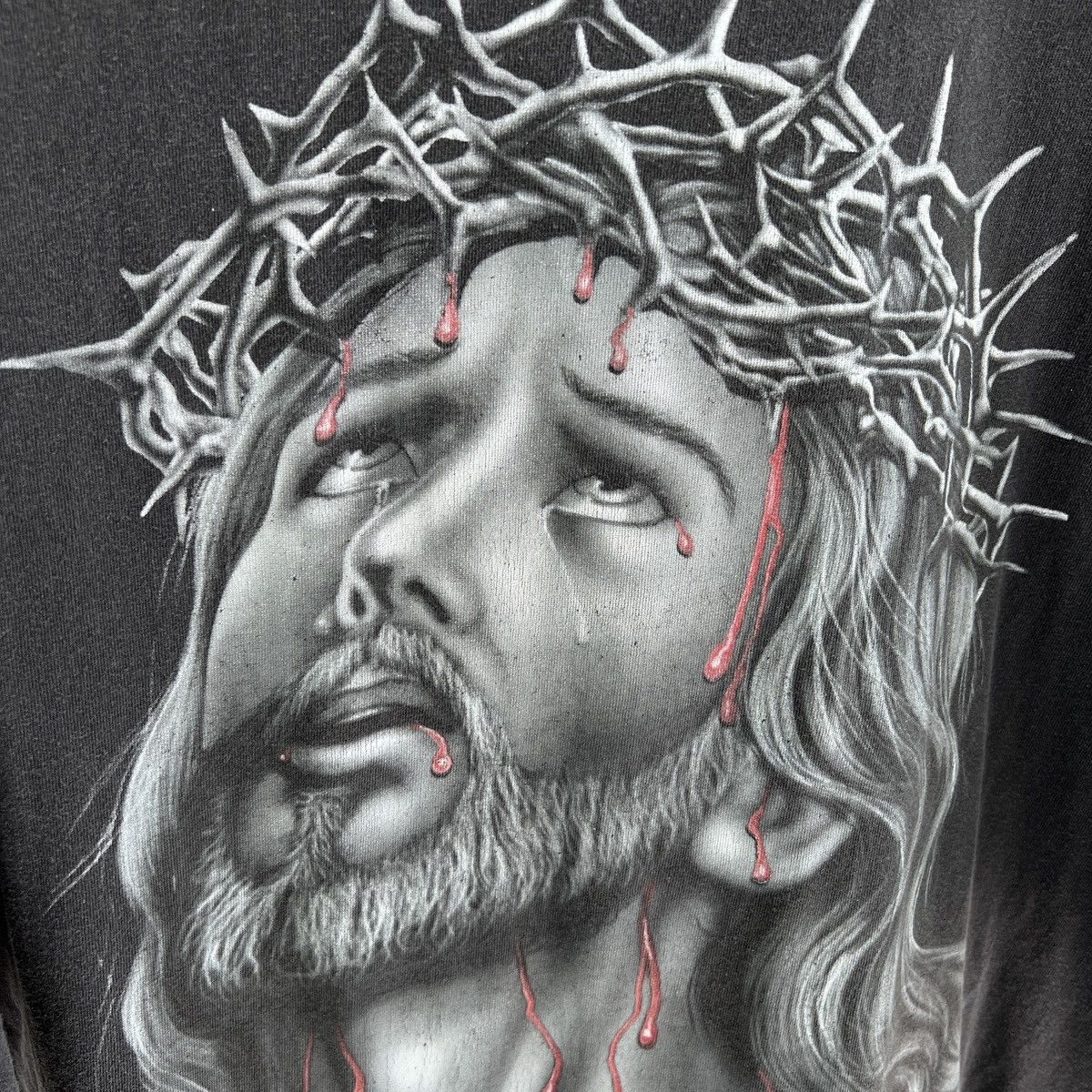 Vintage Vintage Y2K God Jesus Bible Holy Tee 2XL Thrashed Sun Faded Size US XXL / EU 58 / 5 - 3 Thumbnail