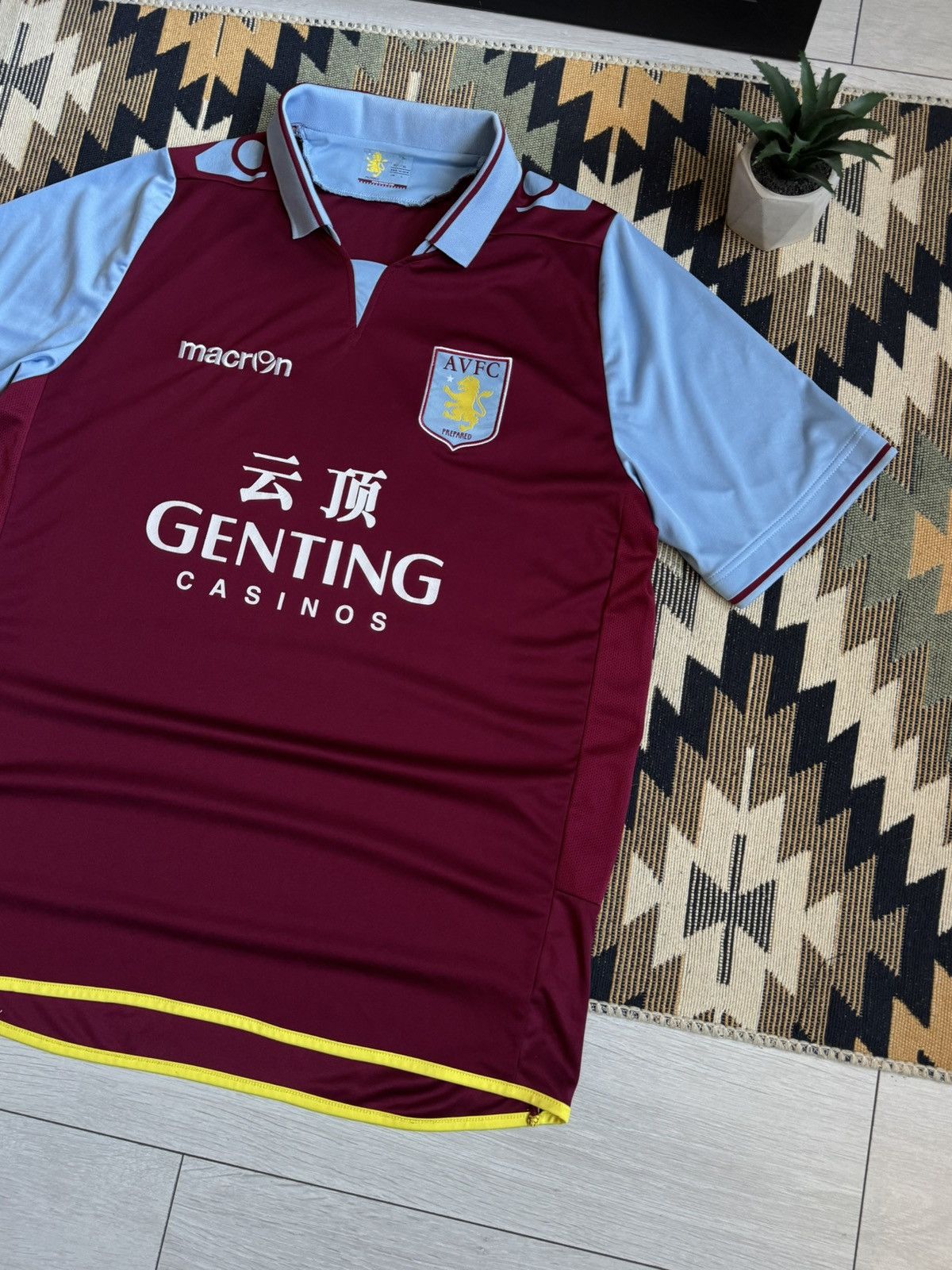 Macron Vintage Macron Aston Villa 2012/13 Soccer Blockcore Jersey Size US XL / EU 56 / 4 - 3 Thumbnail