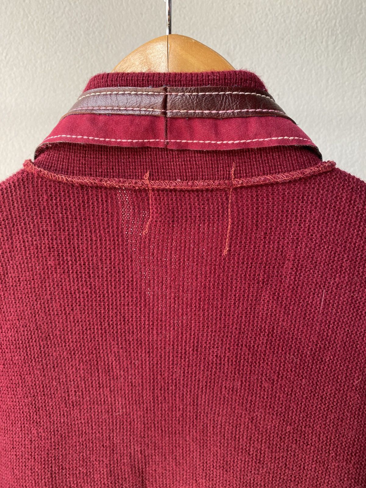 Vintage VIRGIN ORLON ACRYLIC Red Silk Shirt with Brown Leather Trim Size US S / EU 44-46 / 1 - 4 Thumbnail