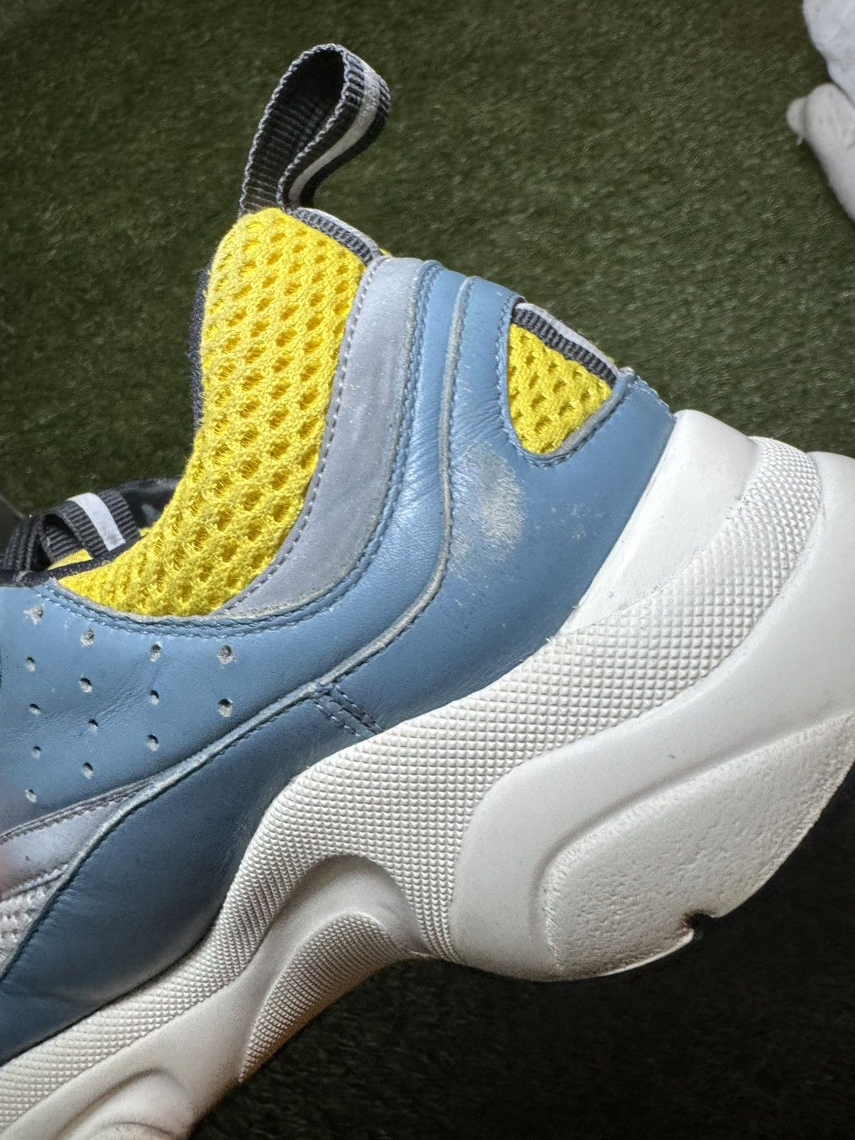 Dior Dior B22 Reflective Low Top Sneakers Blue Yellow White 42 EU Size US 9 / EU 42 - 8 Thumbnail