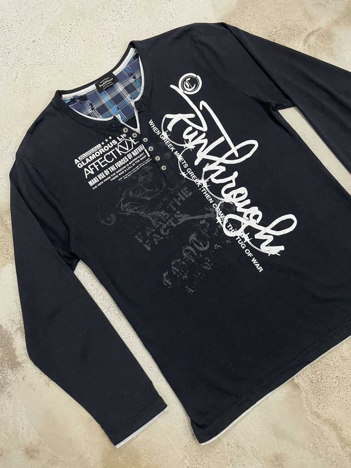 Japanese Brand Doublefocus Layered Y2K Graffiti Wording Tartan Button Neck Size US L / EU 52-54 / 3 - 4 Thumbnail