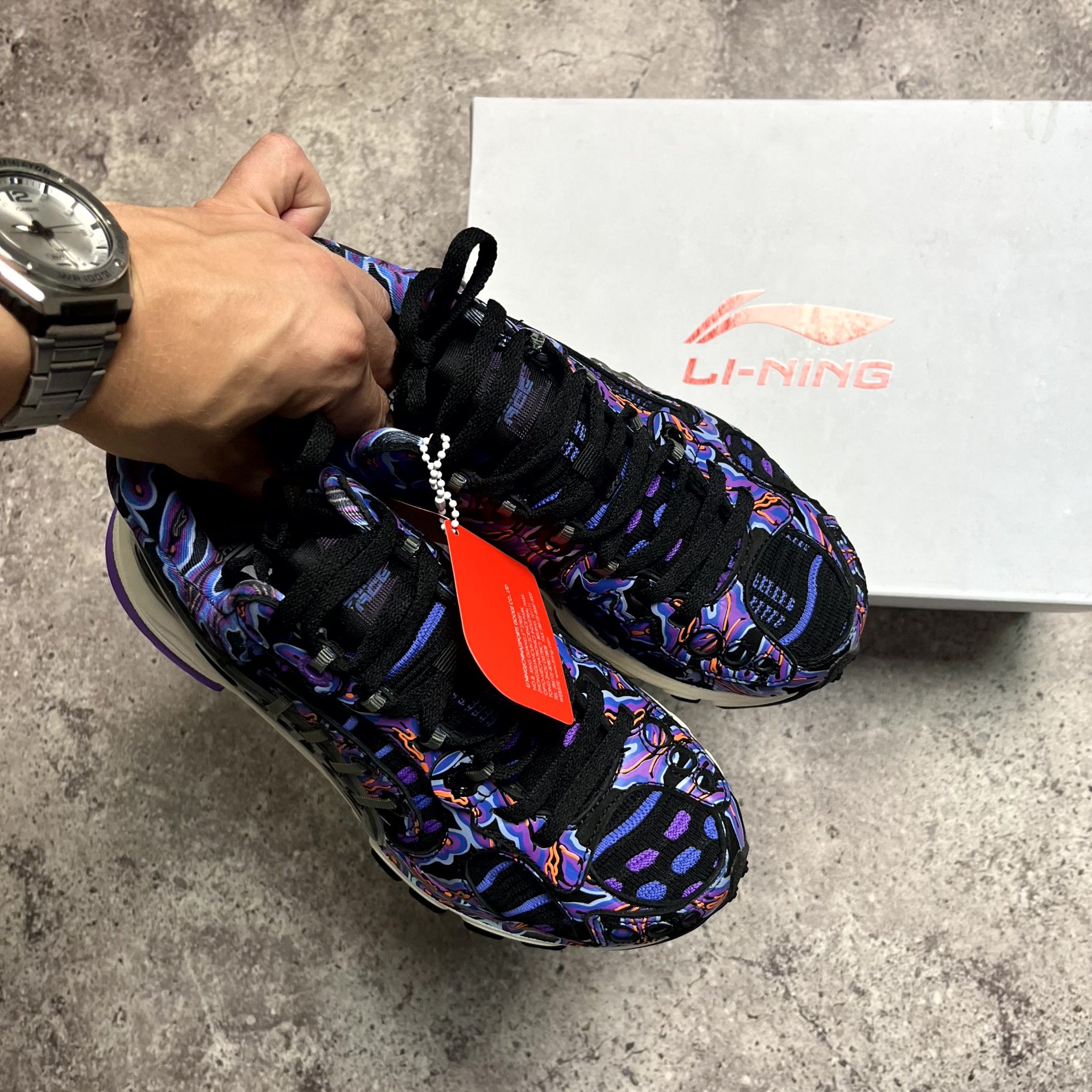 Li-Ning Li-Ning x Hajime Sorayama Furious Rider ACE 2 Size US 7 Size US 7 / IT 37 - 5 Thumbnail