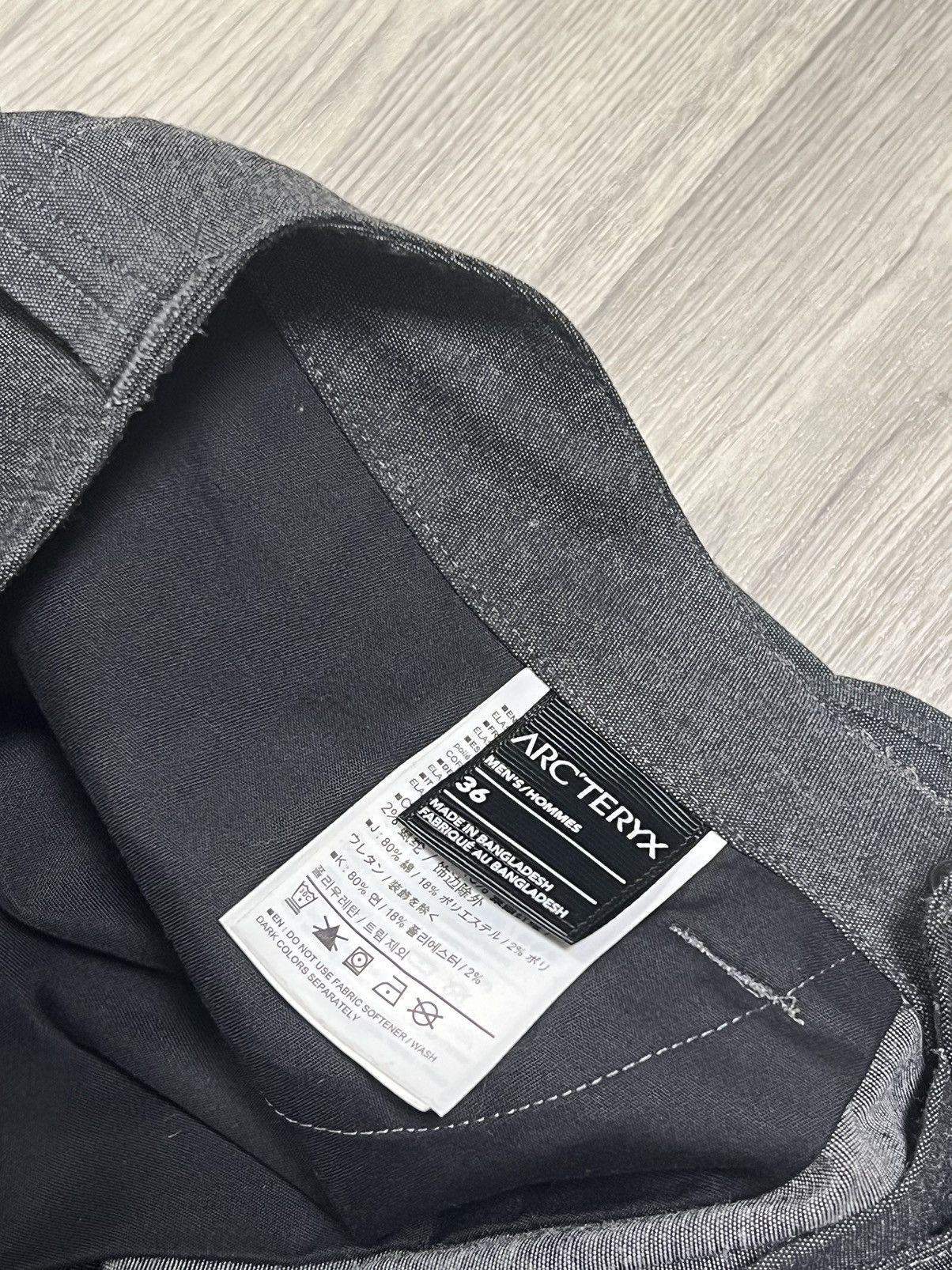 Arc'teryx Arcteryx men’s reflective pants size 36 Size US 36 / EU 52 - 4 Thumbnail