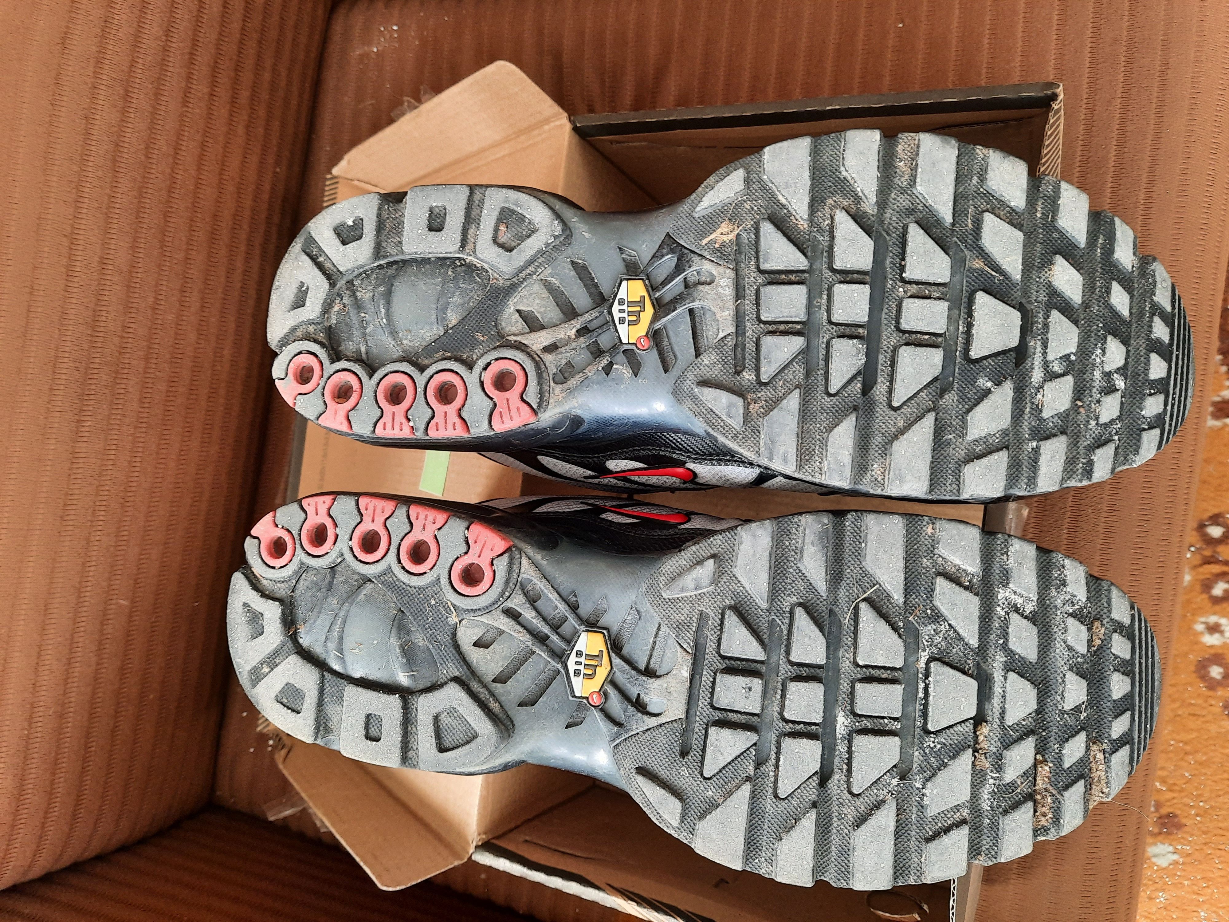 Nike NIKE AIR MAX PLUS TN DRACULA MENS TRAINERS EU 45 UK 10 US11 Size US 12 / EU 45 - 3 Thumbnail