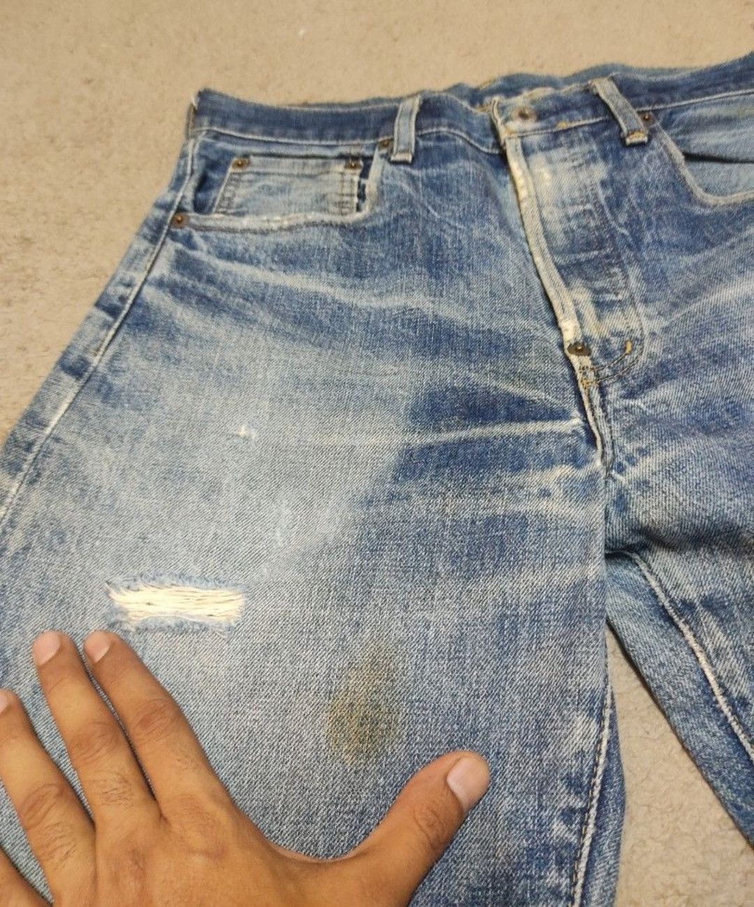 Levi's Vintage Clothing Vintage Levis 702 distressed buckle back Jeans Size US 32 / EU 48 - 9 Thumbnail