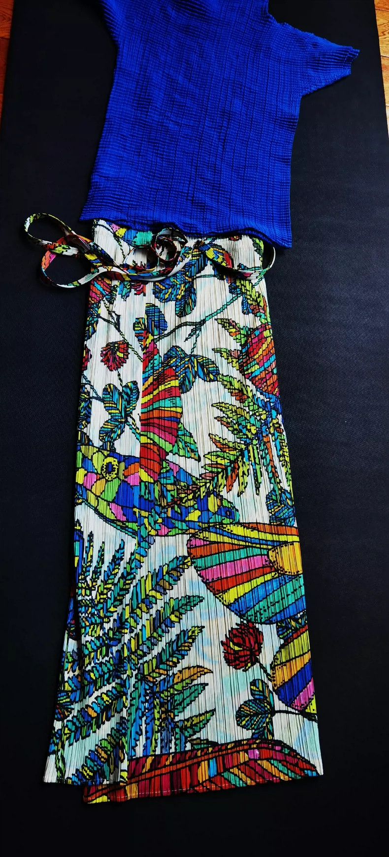 Pleats Please Issey Miyake Issey Miyake Tropical rainforest skirt Size 26" / US 2 / IT 38 - 1 Thumbnail