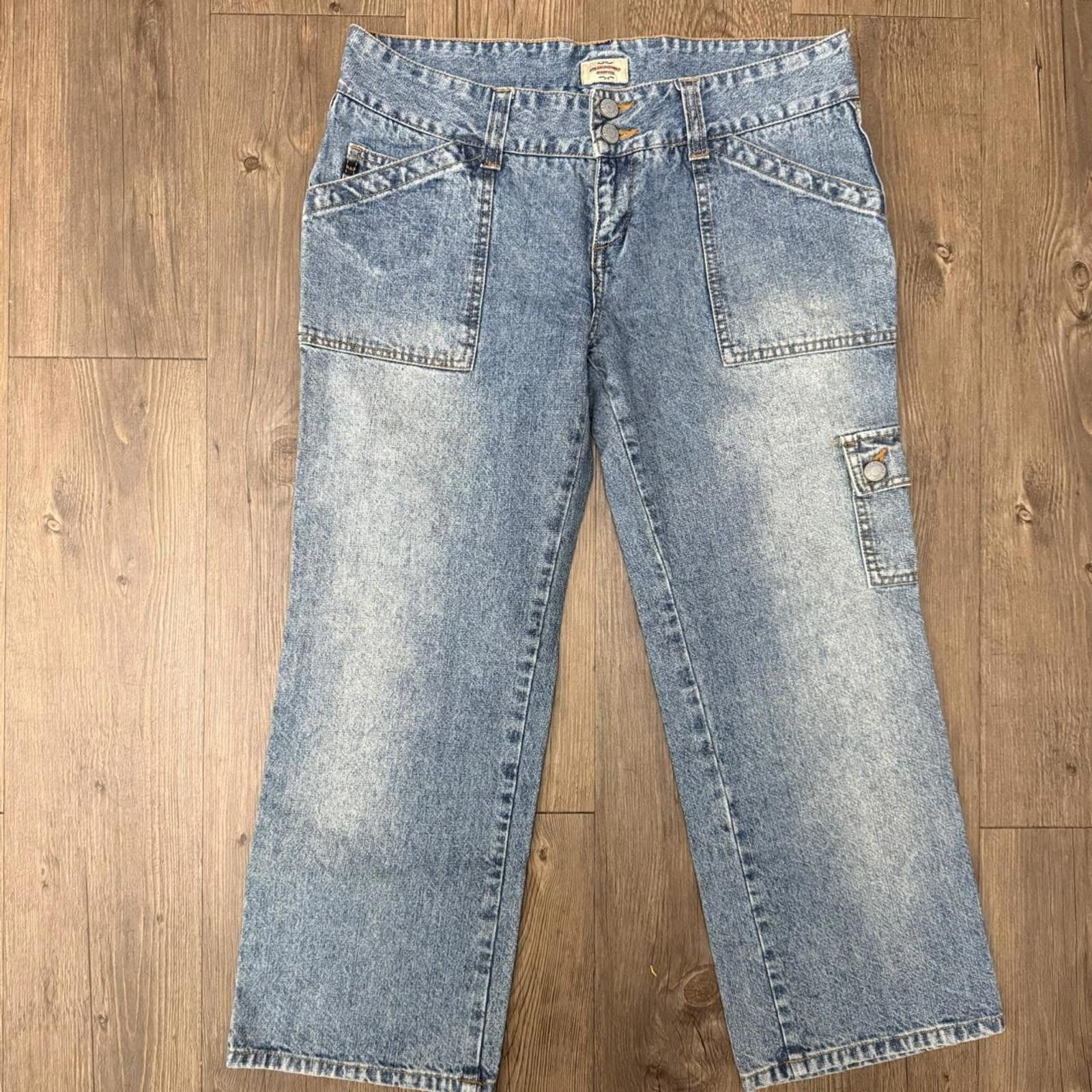 Abercrombie & Fitch Y2k low rise Abercrombie & Fitch Capris Womens 6 Size 28" / US 6 / IT 42 - 1 Thumbnail