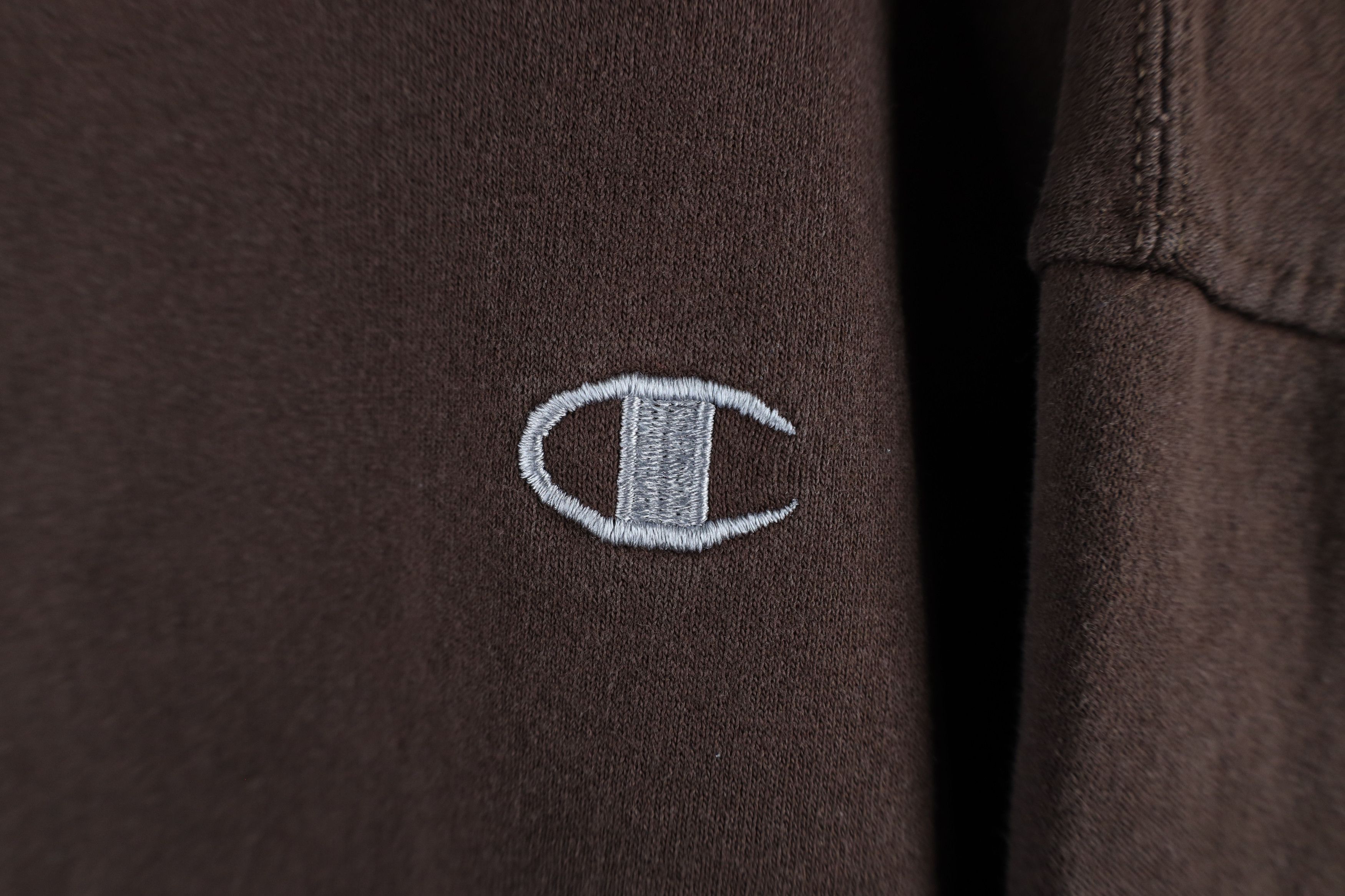 Champion × Vintage Vintage 90s Champion Crewneck Sweatshirt Chocolate Brown Size US XL / EU 56 / 4 - 4 Thumbnail