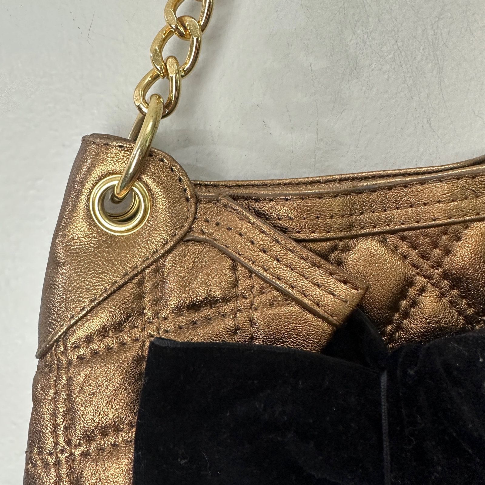 Bcbgmaxazria Gold Bronze Look Quilted Purse Black Velvet Bow Chain Size ONE SIZE - 8 Thumbnail