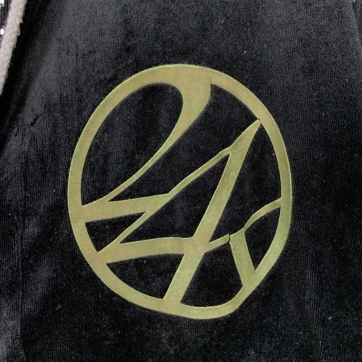 Japanese Brand 24 KARATS Tribe of Gold Velvet Zipper Hoodies #0802-C36 Size US M / EU 48-50 / 2 - 4 Thumbnail