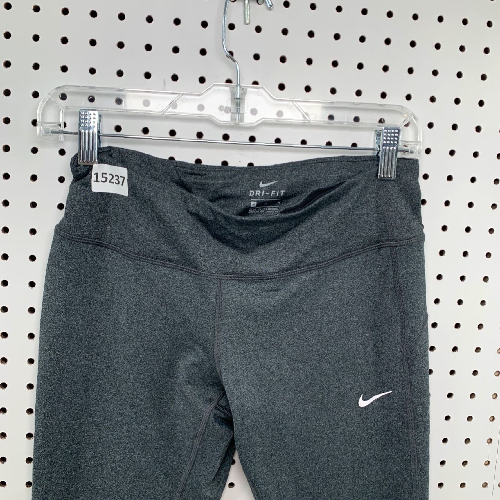 Nike Nike Dri-FIT Leggings Cropped Women's Gray Medium 27X21 Yoga Activewear M Womens Size 32" / US 10 / IT 46 - 3 Thumbnail