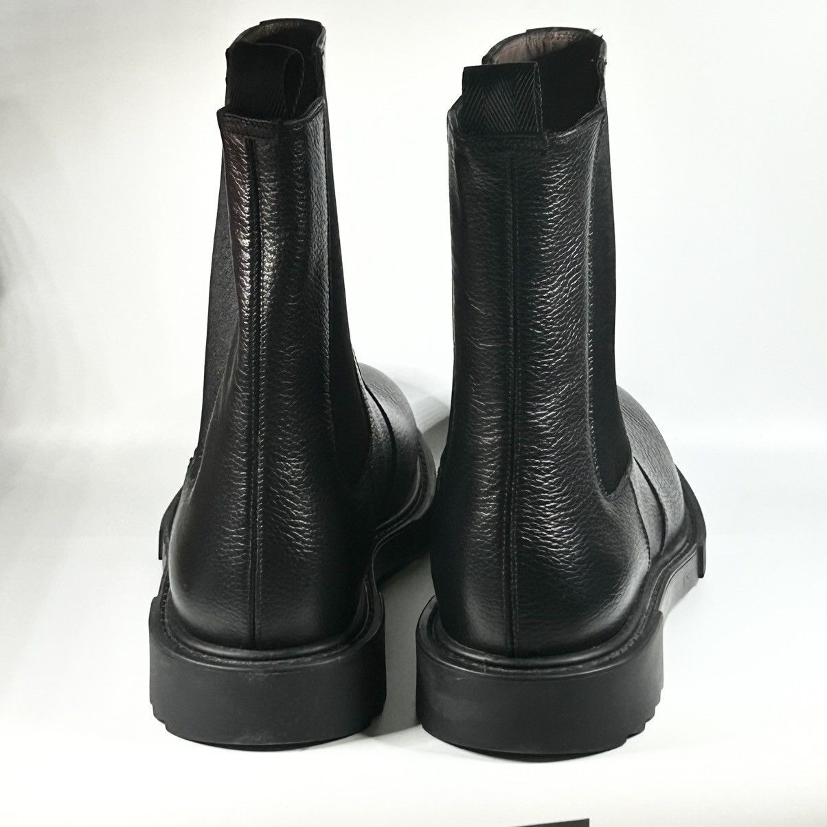 Salvatore Ferragamo New Salvatore Ferragamo Loreno Leather Chelsea Boots 8.5 Size US 8.5 / EU 41-42 - 3 Thumbnail