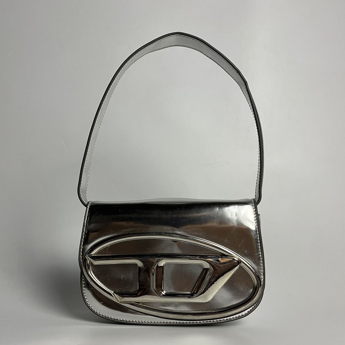 Diesel Y2K Diesel Metallic Silver Shoulder Bag Size ONE SIZE - 1 Thumbnail
