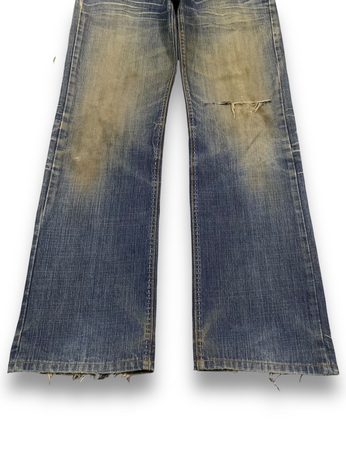 Japanese Brand Vintage Distinction Stitched Mud Wash Loose Fit Grunge Jeans Size US 30 / EU 46 - 9 Thumbnail