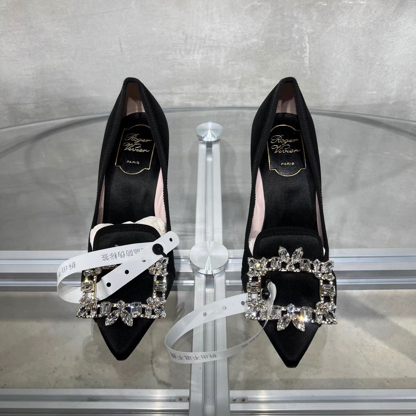 Roger Vivier Roger Vivier black pave buckle block heel pumps 35.5 Size US 4.5 / IT 34.5 - 1 Thumbnail